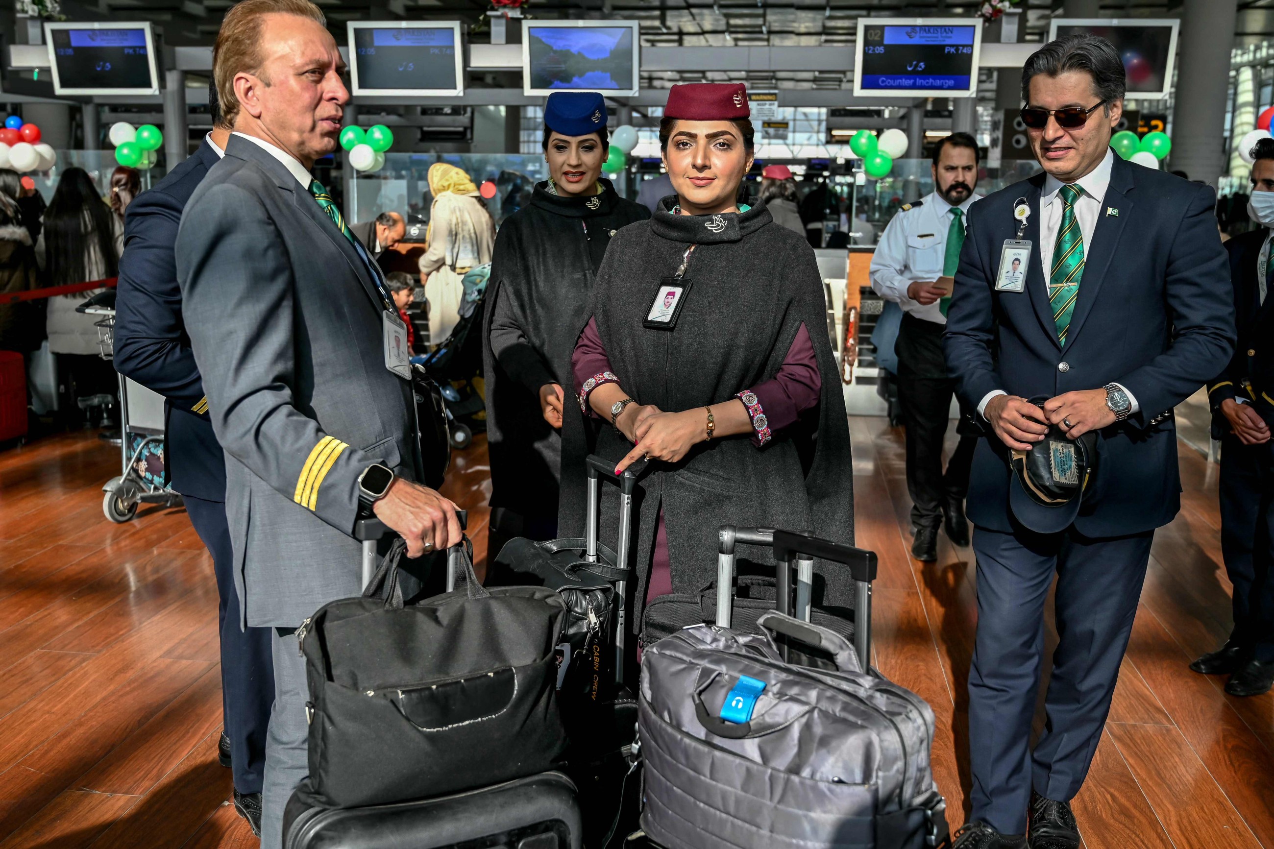 Pakistan’s three major airports to install e-gates for international travellers