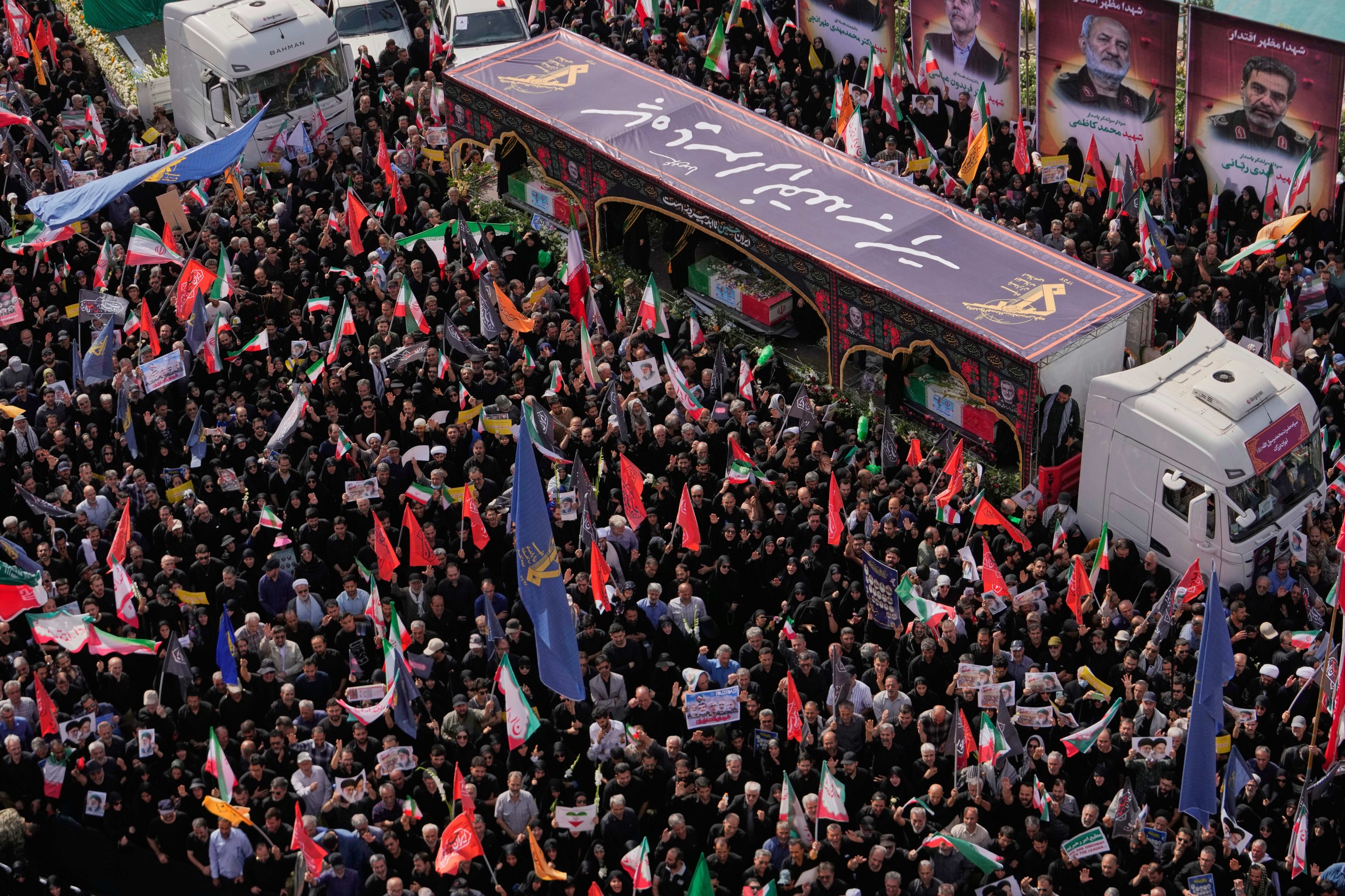 Thousands mourn top Iranian military commanders, scientists killed in Israeli strikes