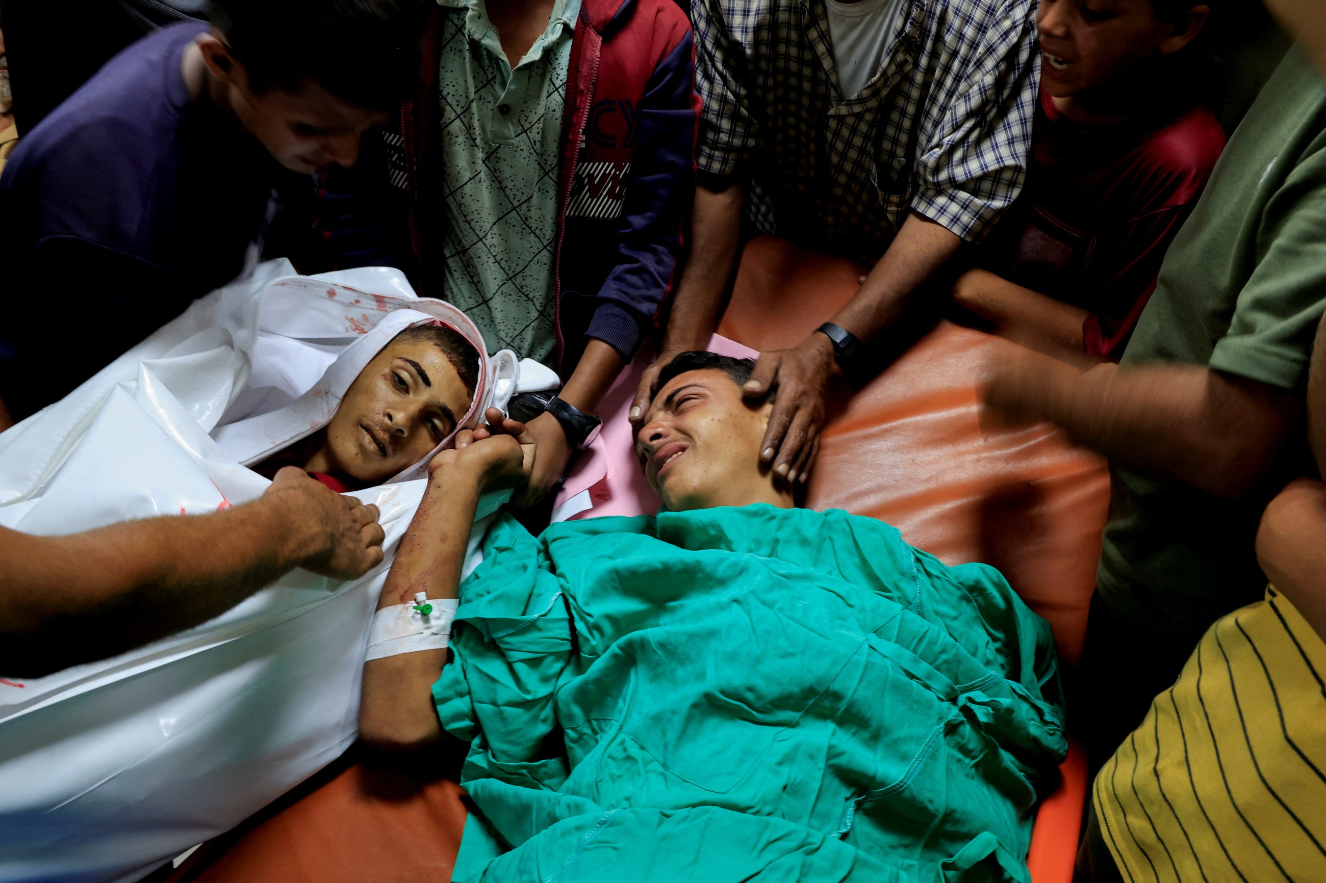 38 more killed as Israel steps up Gaza bombardment ahead of White House talks on ceasefire