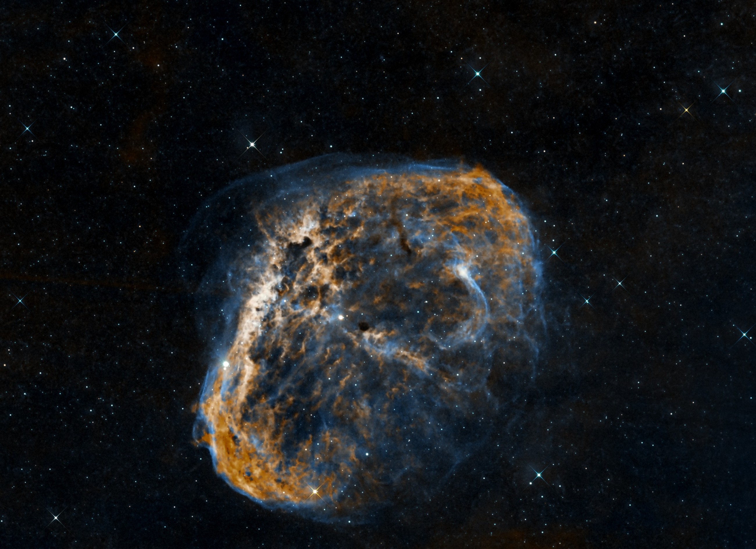 UAE astrophotographer captures stunning image of Crescent Nebula from mountainous region