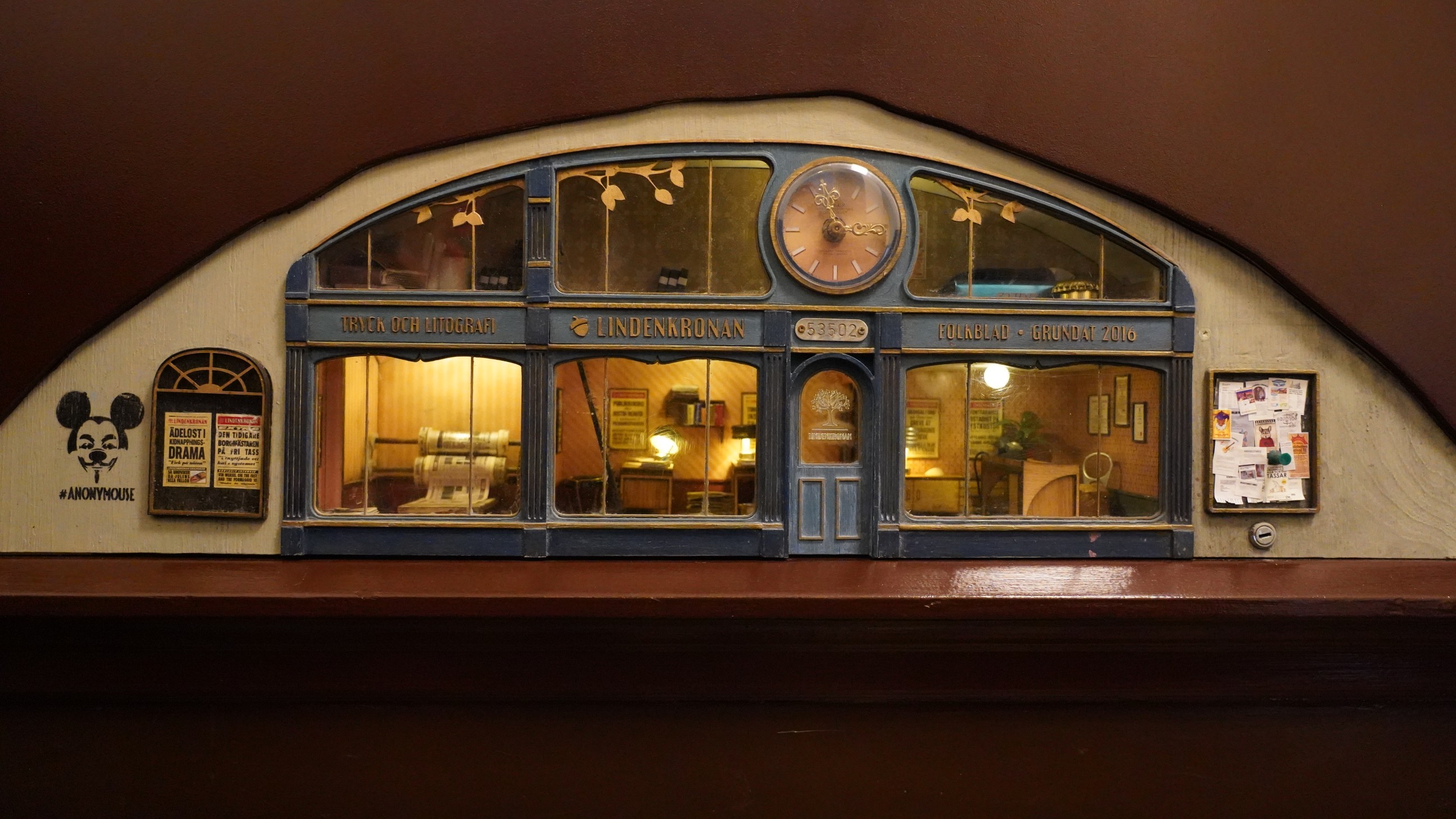 Mini creations by ‘Anonymouse’ Swedish artists finally go from street to museum