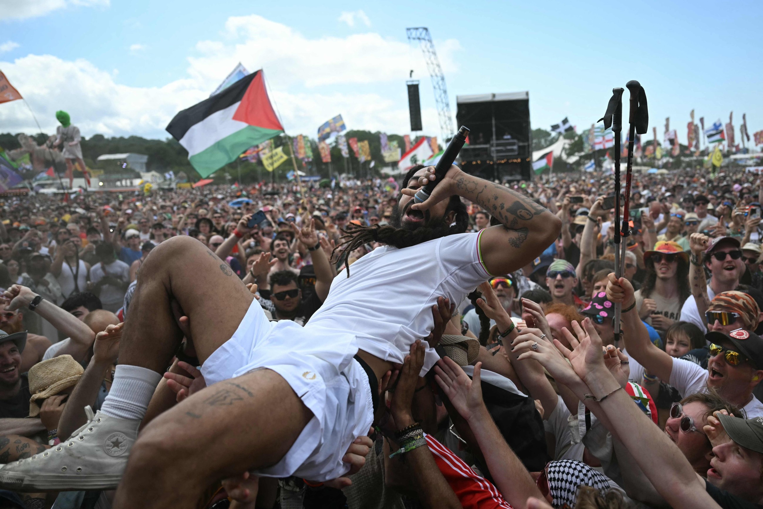 UK police probe Bob Vylan’s festival chants against Israeli military