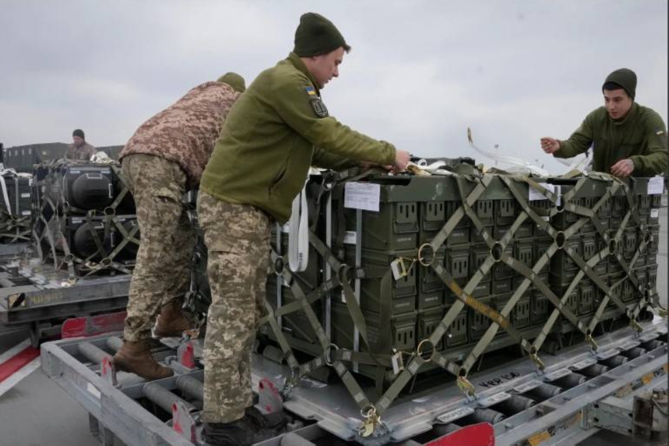 US halting some shipments of military aid to Ukraine