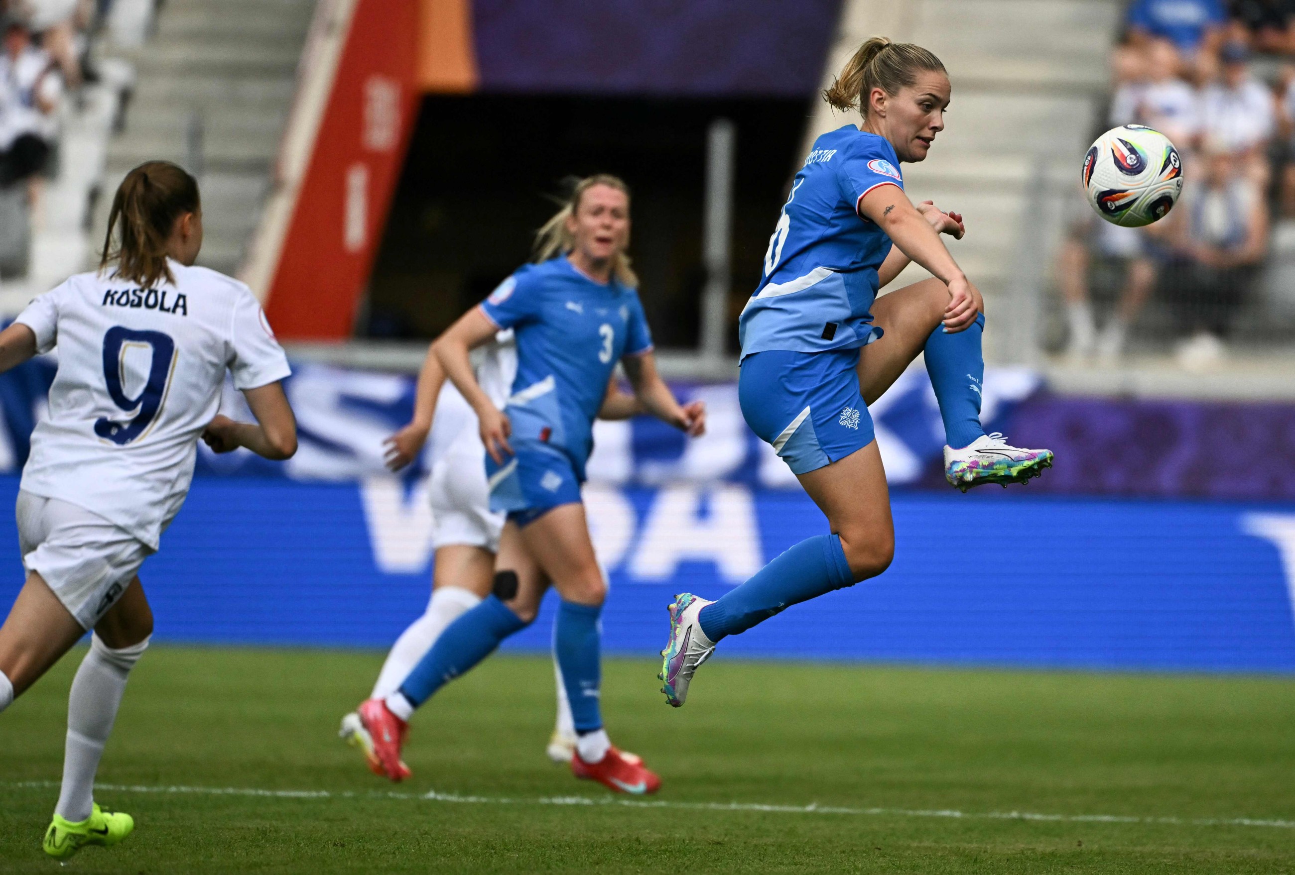Kosola shines in Finland’s victory over 10-player Iceland at eves’ Euro opening tie