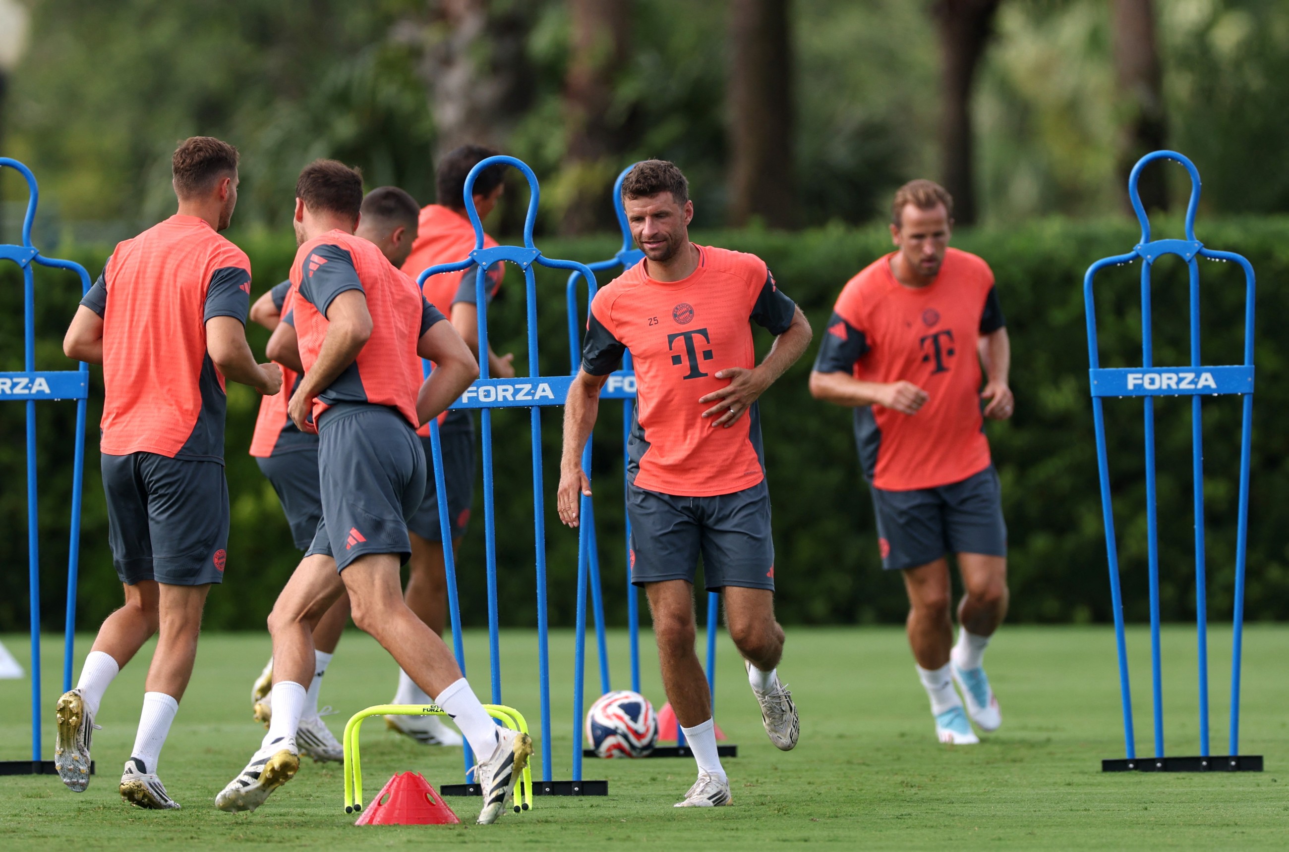 Bayern stand before PSG in battle of CWC favourites