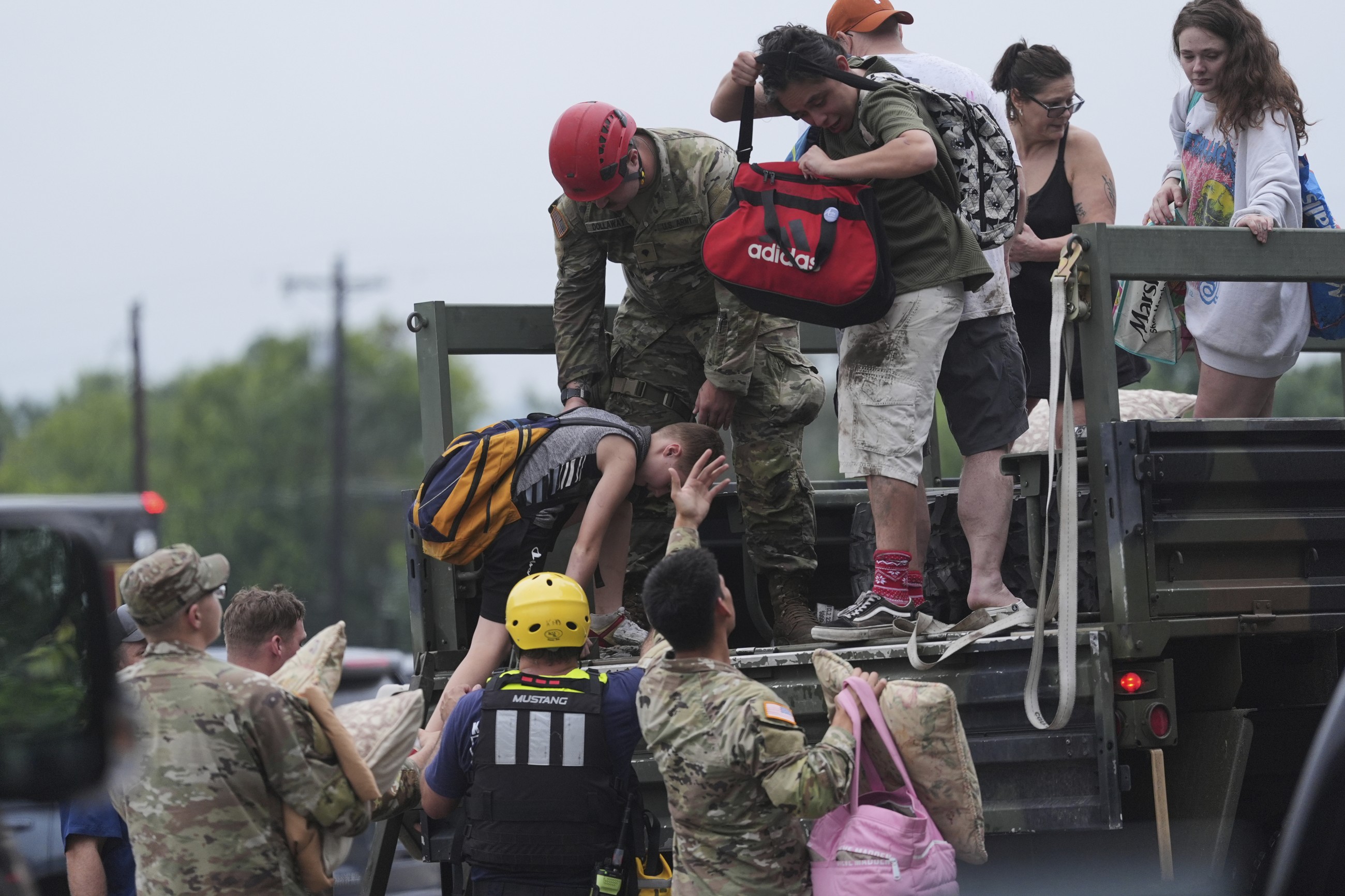24 dead in Texas flash flooding; two dozen young campers missing