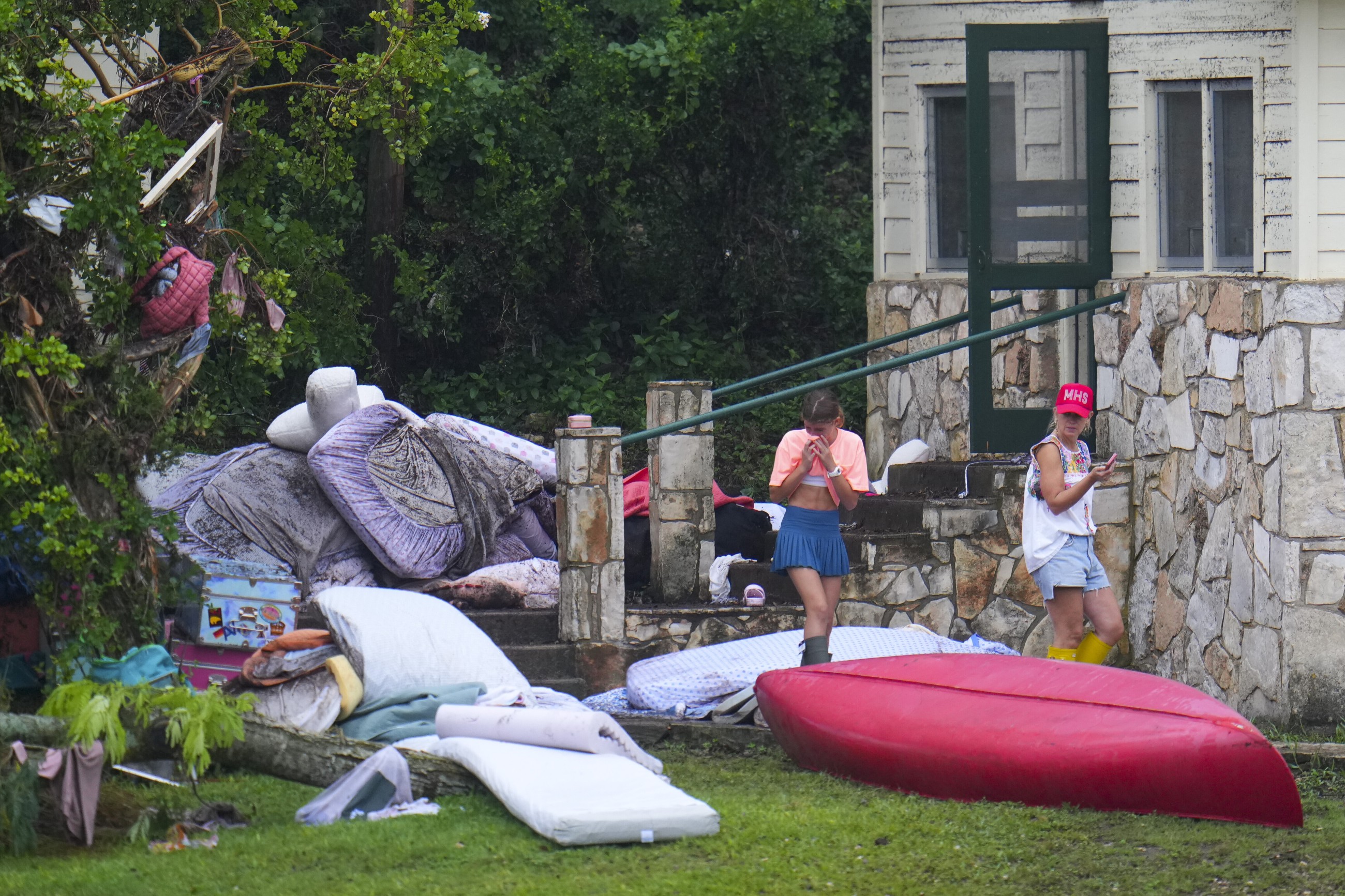 21 children among 70 dead in Texas floods amid ongoing summer camp rescue effort