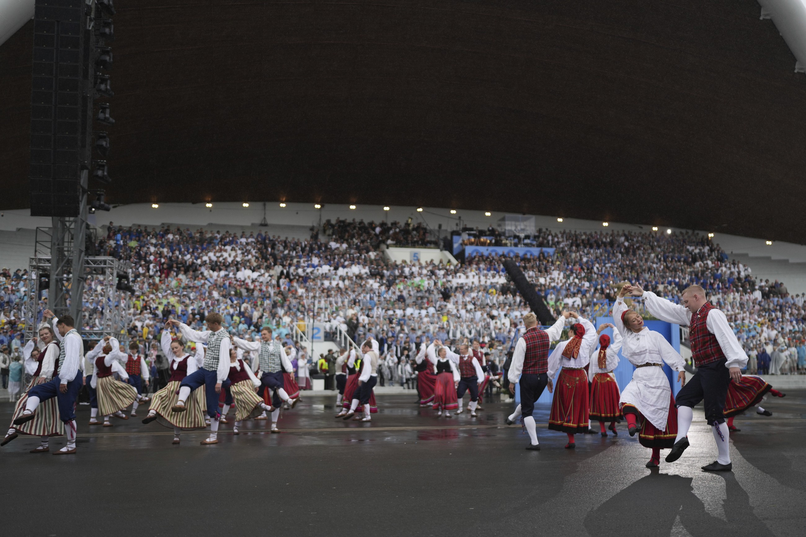Thousands of voices unite in song at traditional choir festival celebrating Estonia's culture