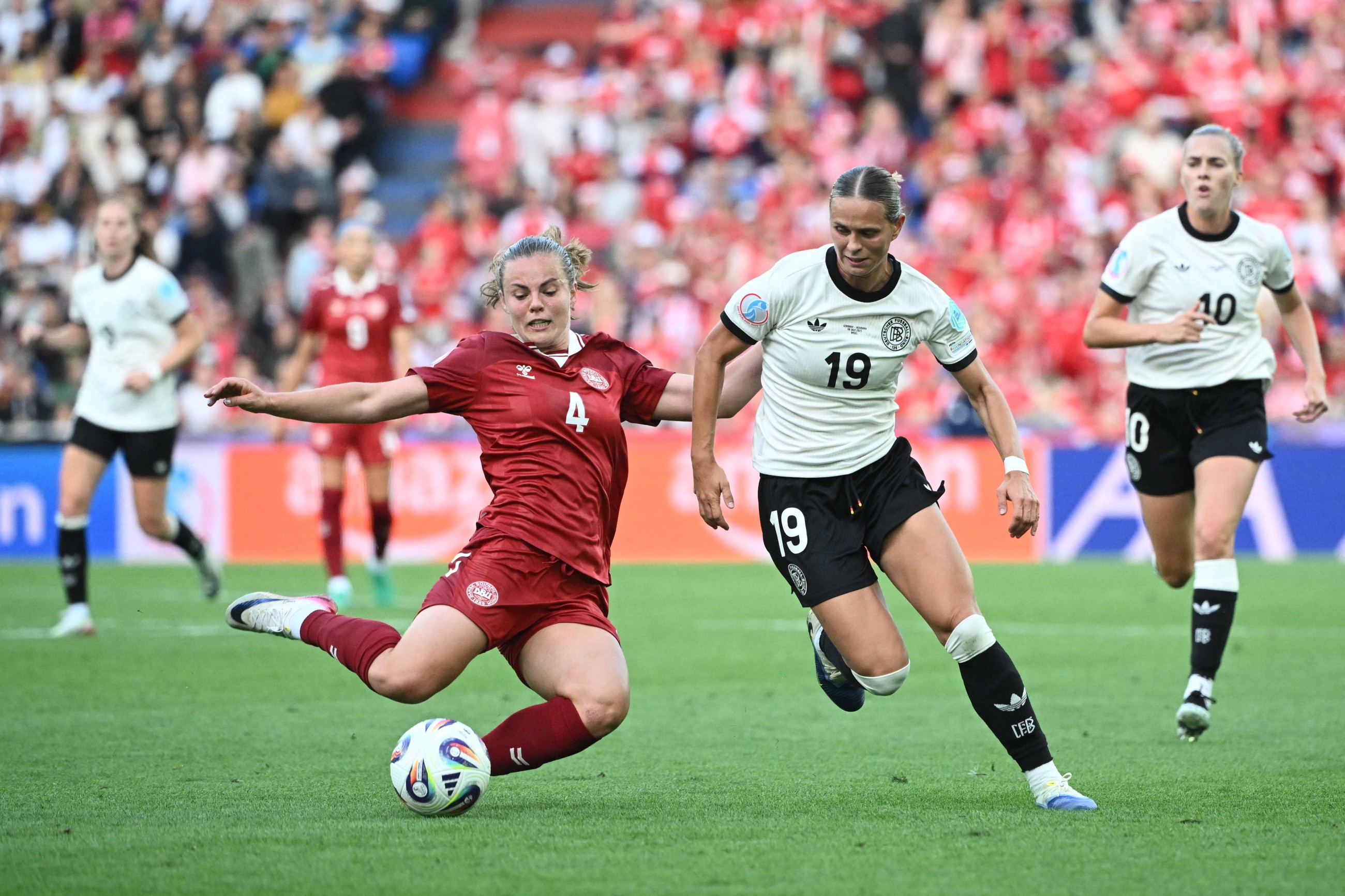Schueller lifts Germany over Denmark, Seica hails fans after draw with Italy