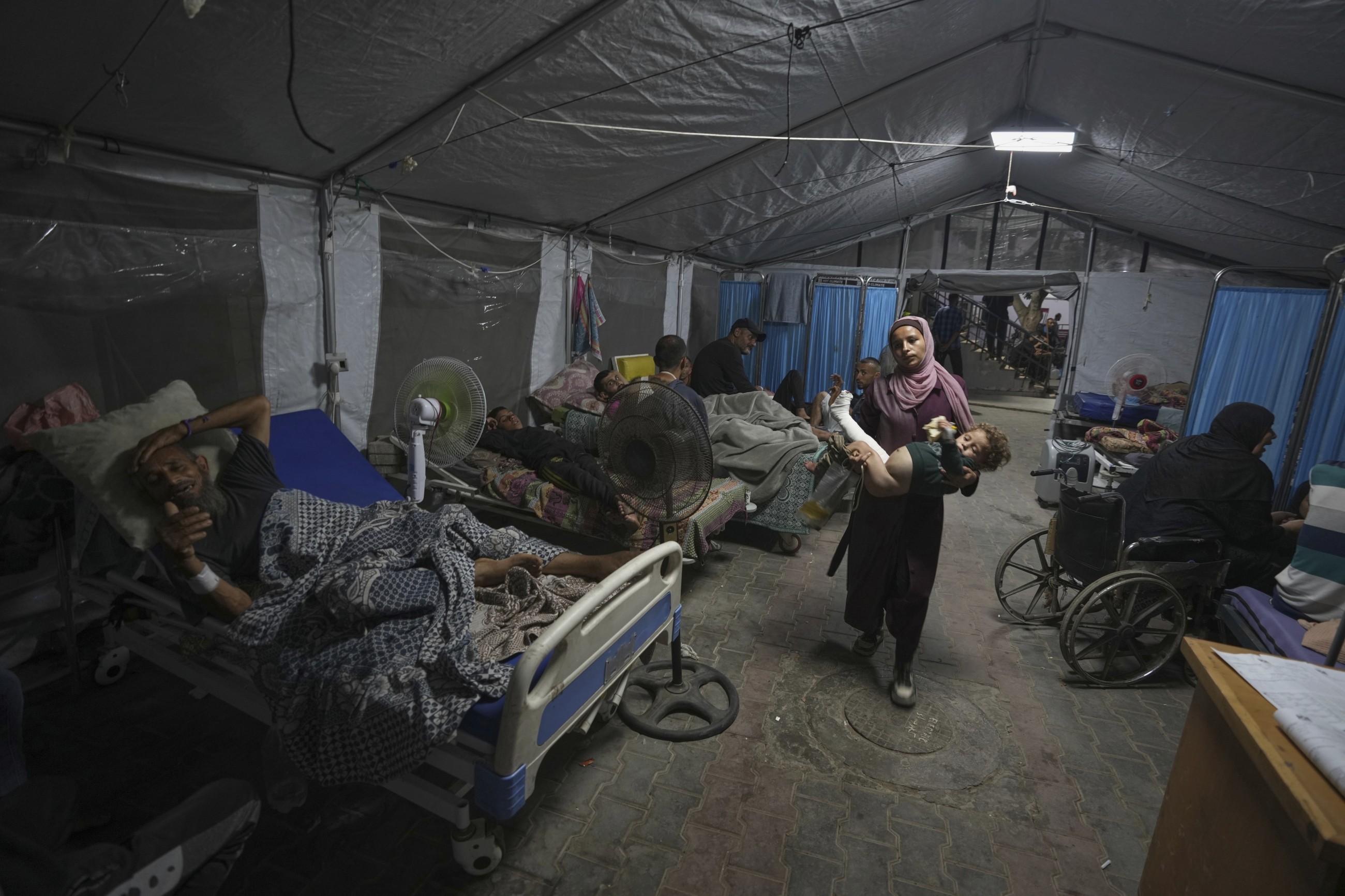 VIDEO: Israeli strikes kill 40, including 10 members of a family, in Gaza