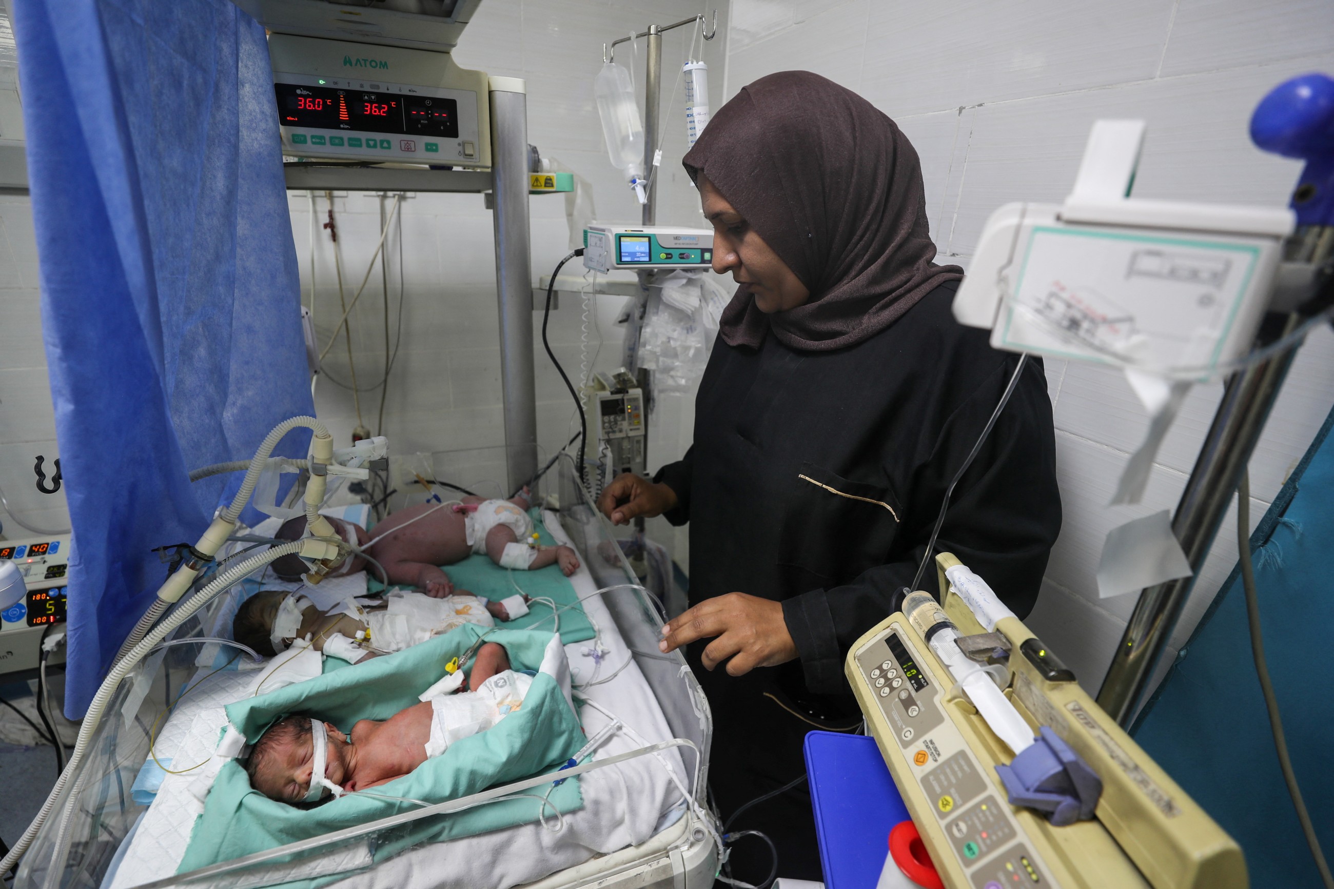 Gaza doctors cram babies into 'single incubators' as fuel shortage threatens hospitals