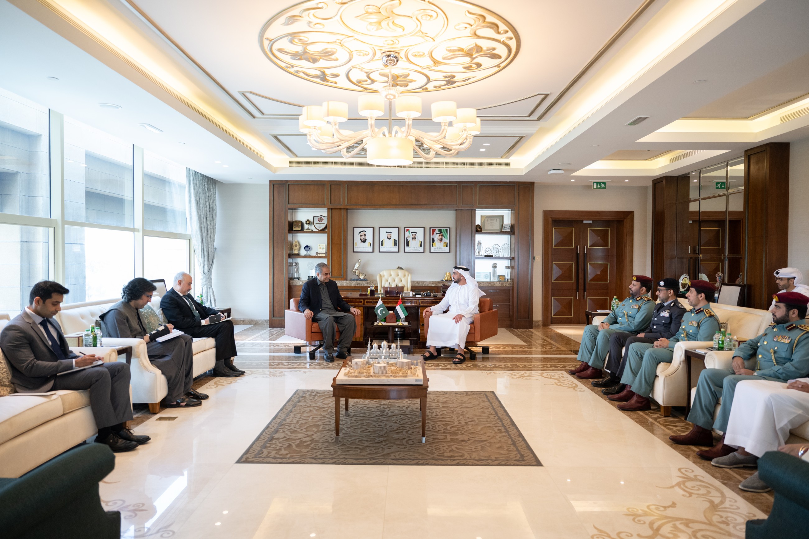 UAE, Pakistan interior ministers discuss strong historical relations