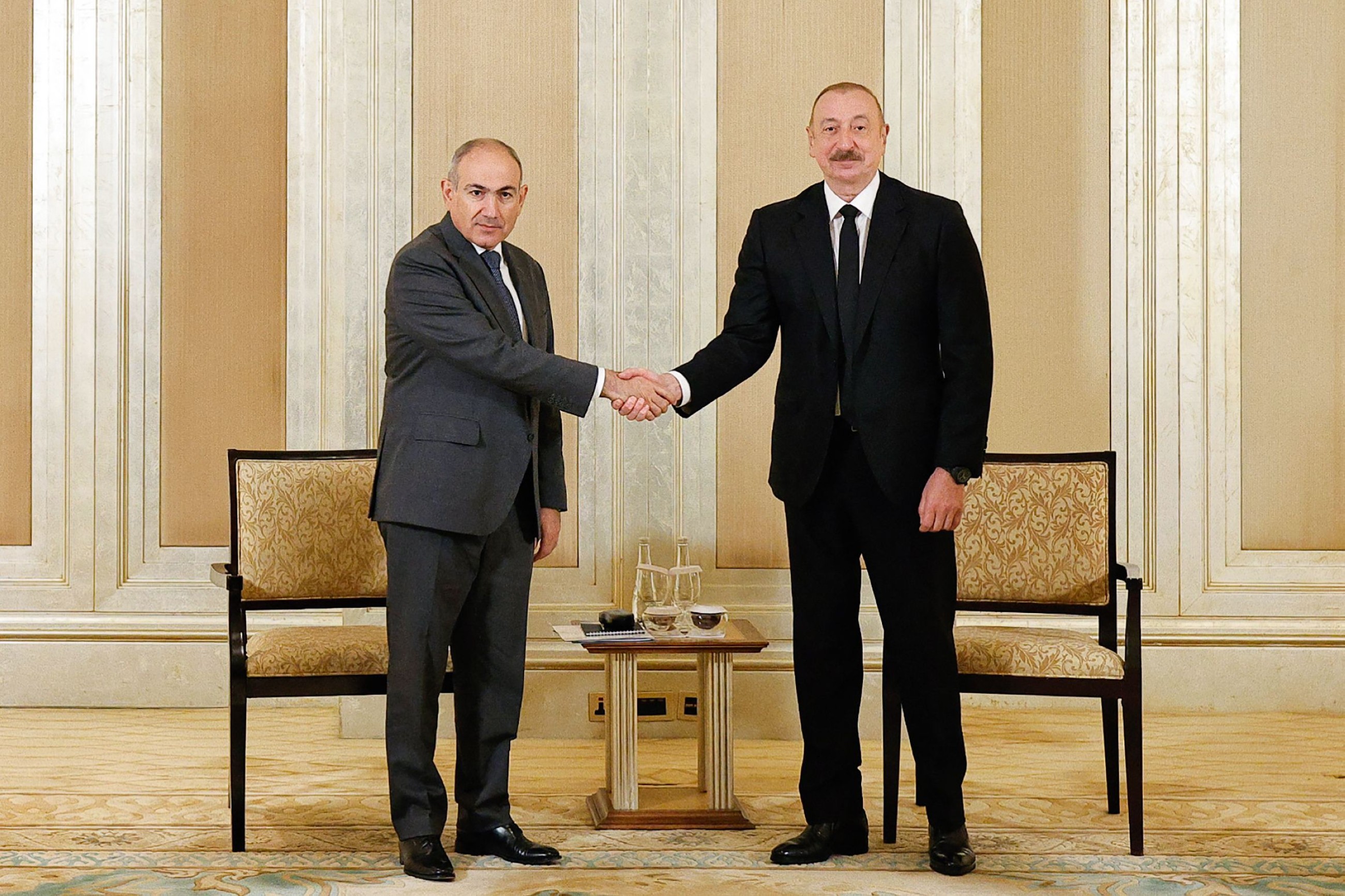 UAE strengthens peace efforts by hosting Armenia-Azerbaijan dialogue