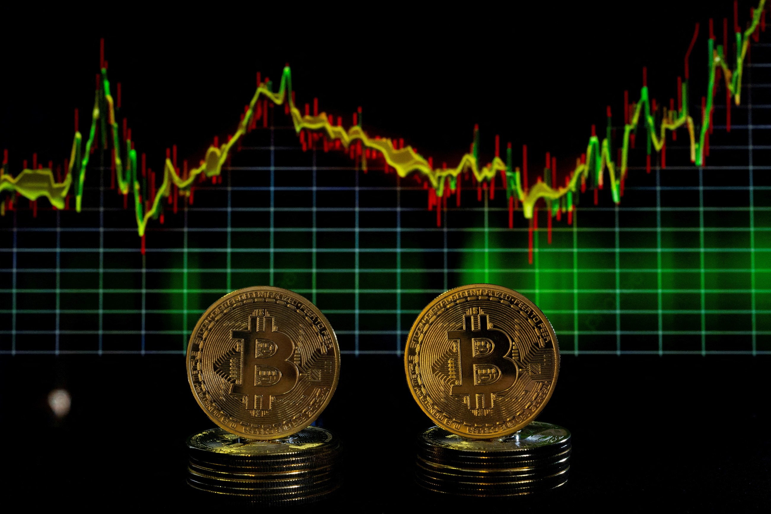 Bitcoin climbs to record $123,000 as US to debate crypto rules