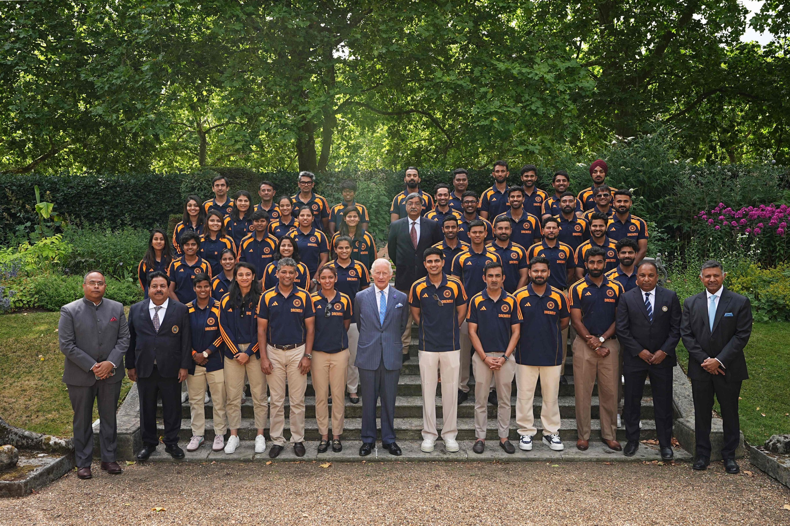 India’s cricket stars consoled by King Charles after Lord’s defeat