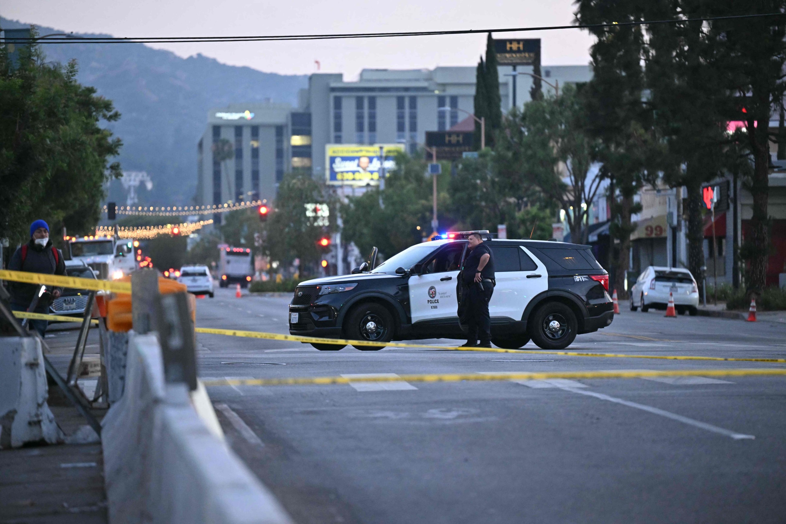 30 injured as vehicle drives into Hollywood crowd