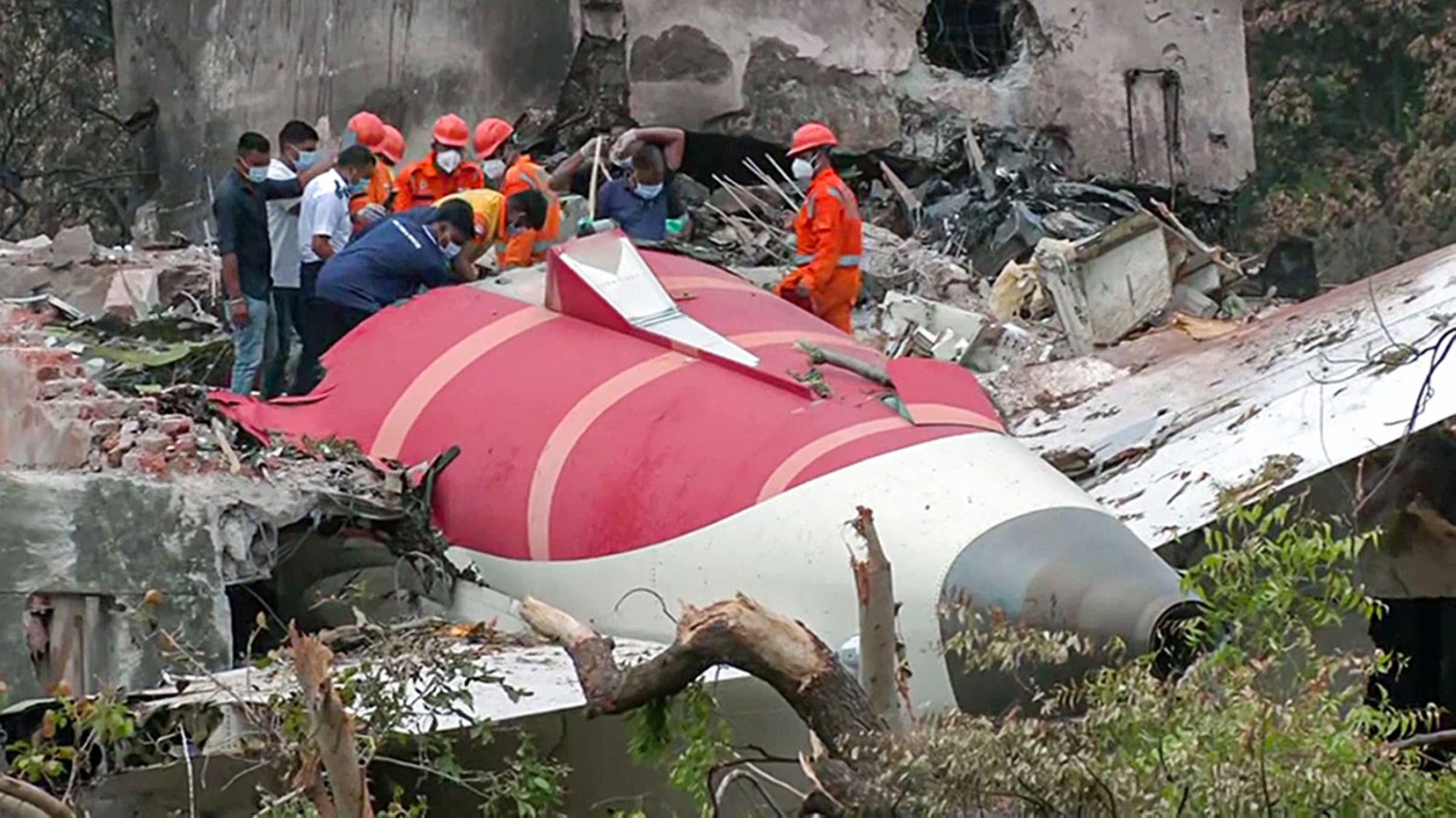 Air India cockpit recording suggests captain cut fuel to engines before crash, source says