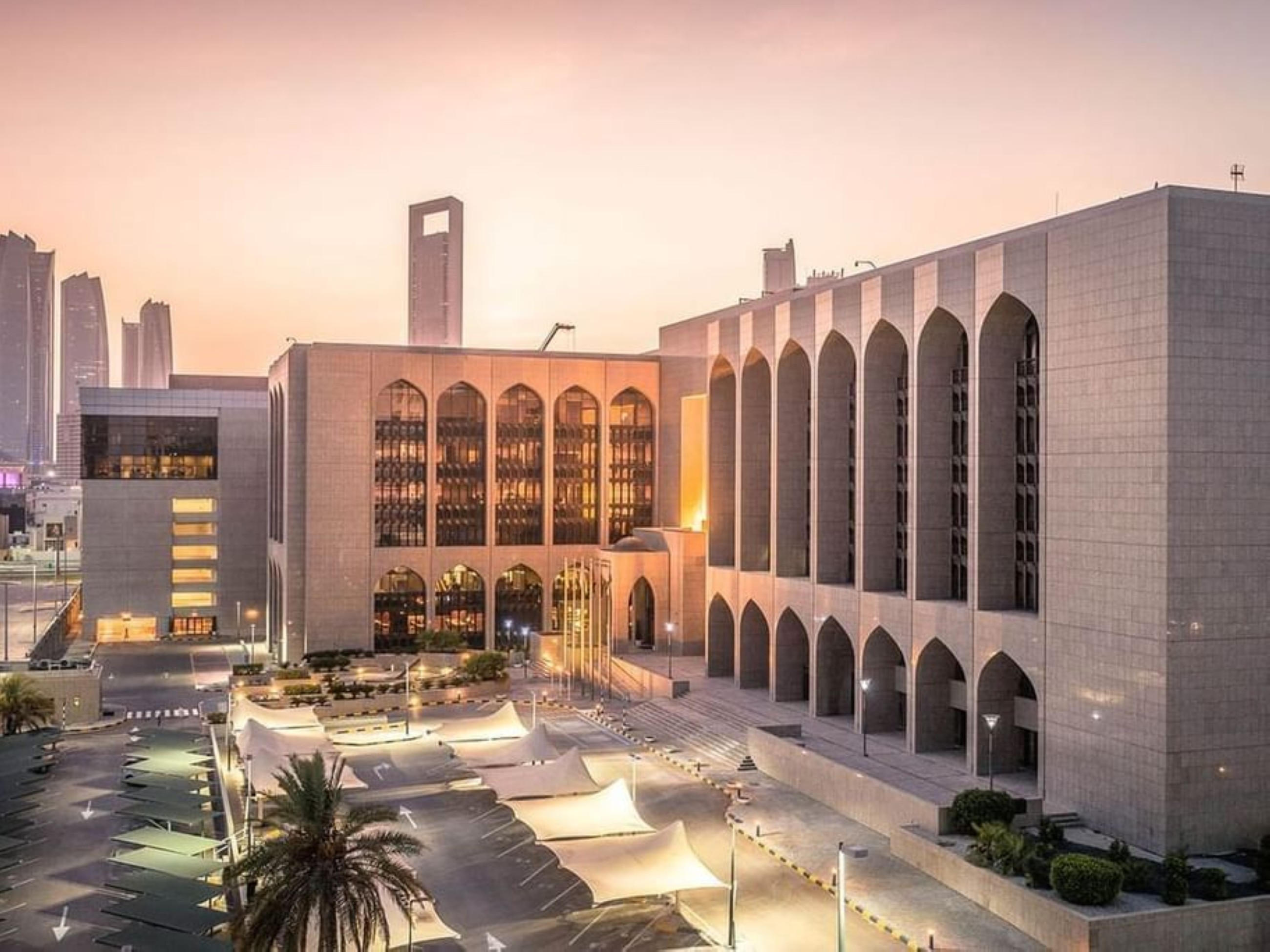 UAE Central Bank imposes financial sanction of Dhs600,000 on a branch of a foreign bank