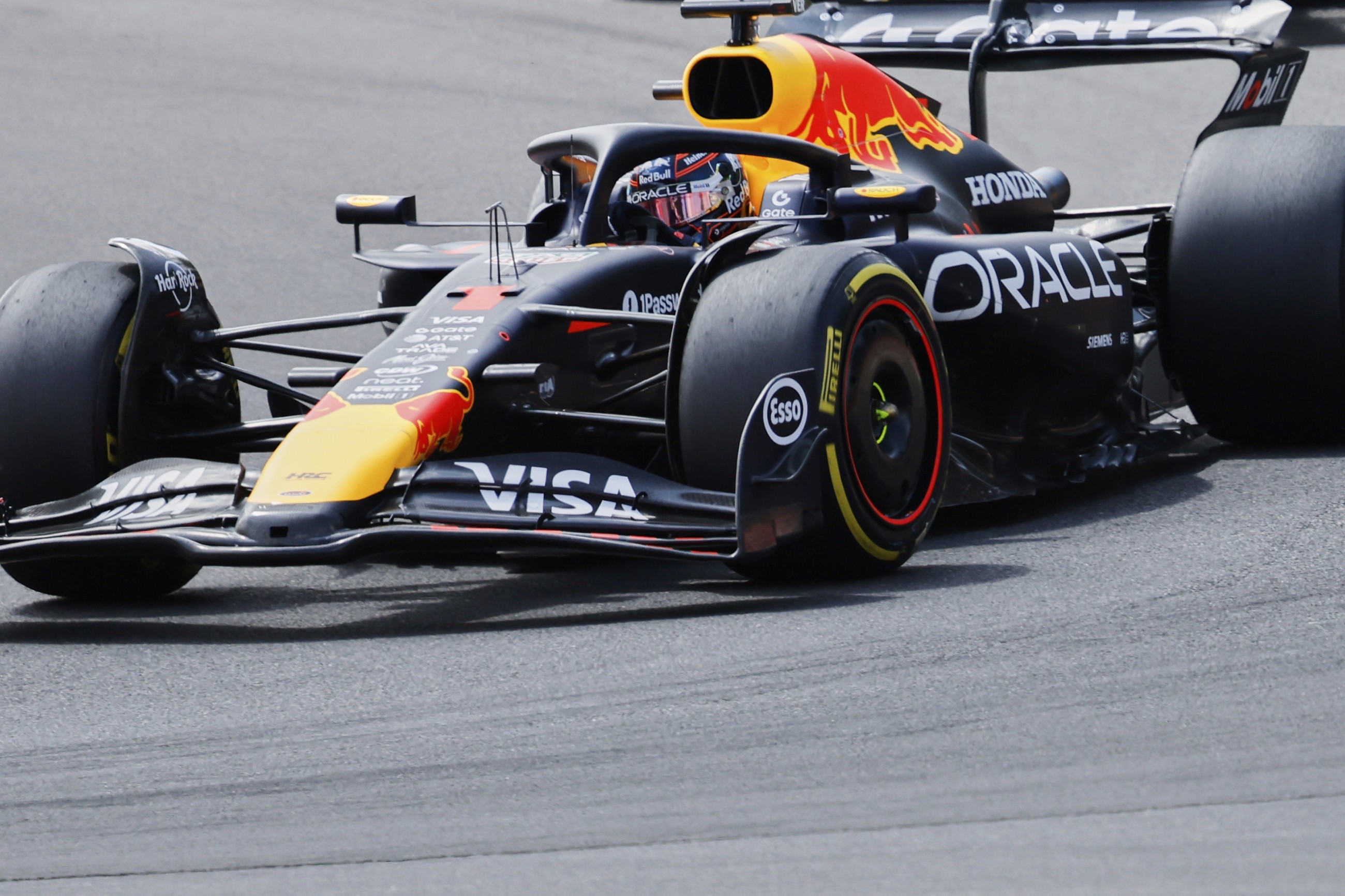 Verstappen wins Red Bull's first race since Horner's exit