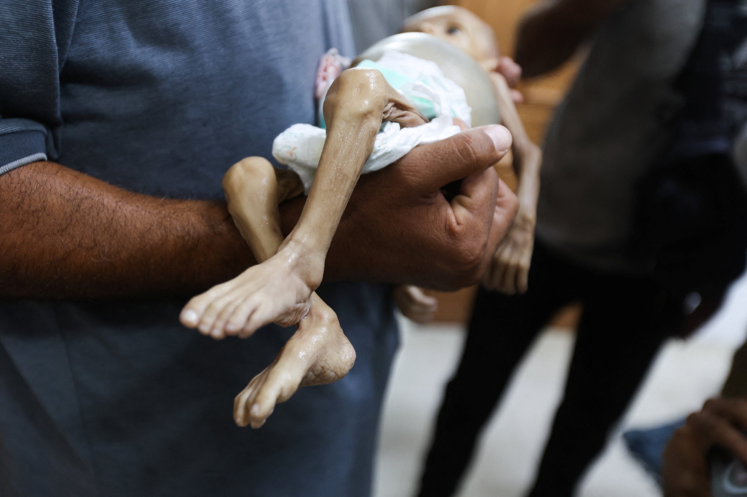 Israeli gunfire and strikes kill 25 more aid seekers in Gaza