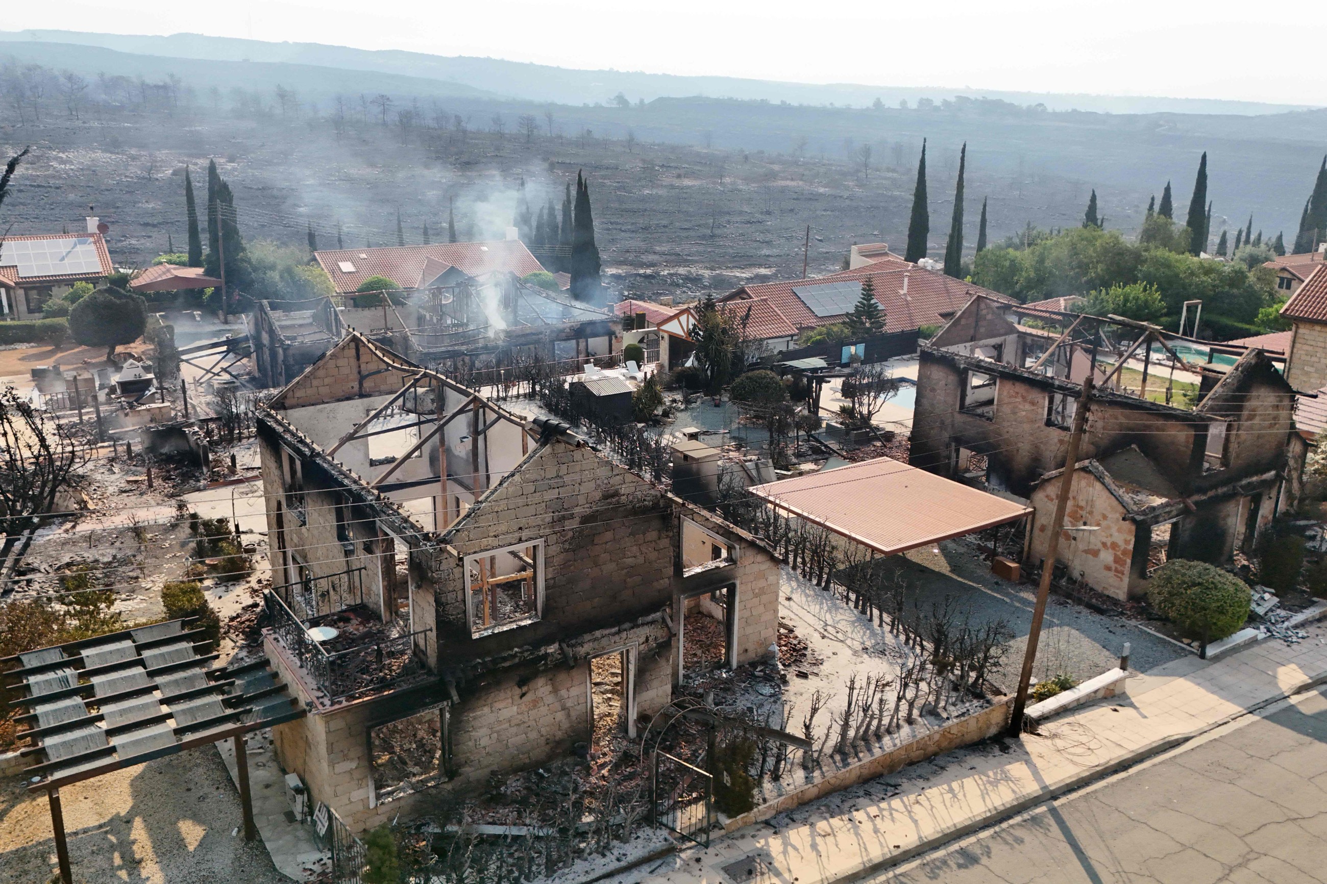 UAE expresses solidarity with Cyprus, conveys condolences over victims of wildfires