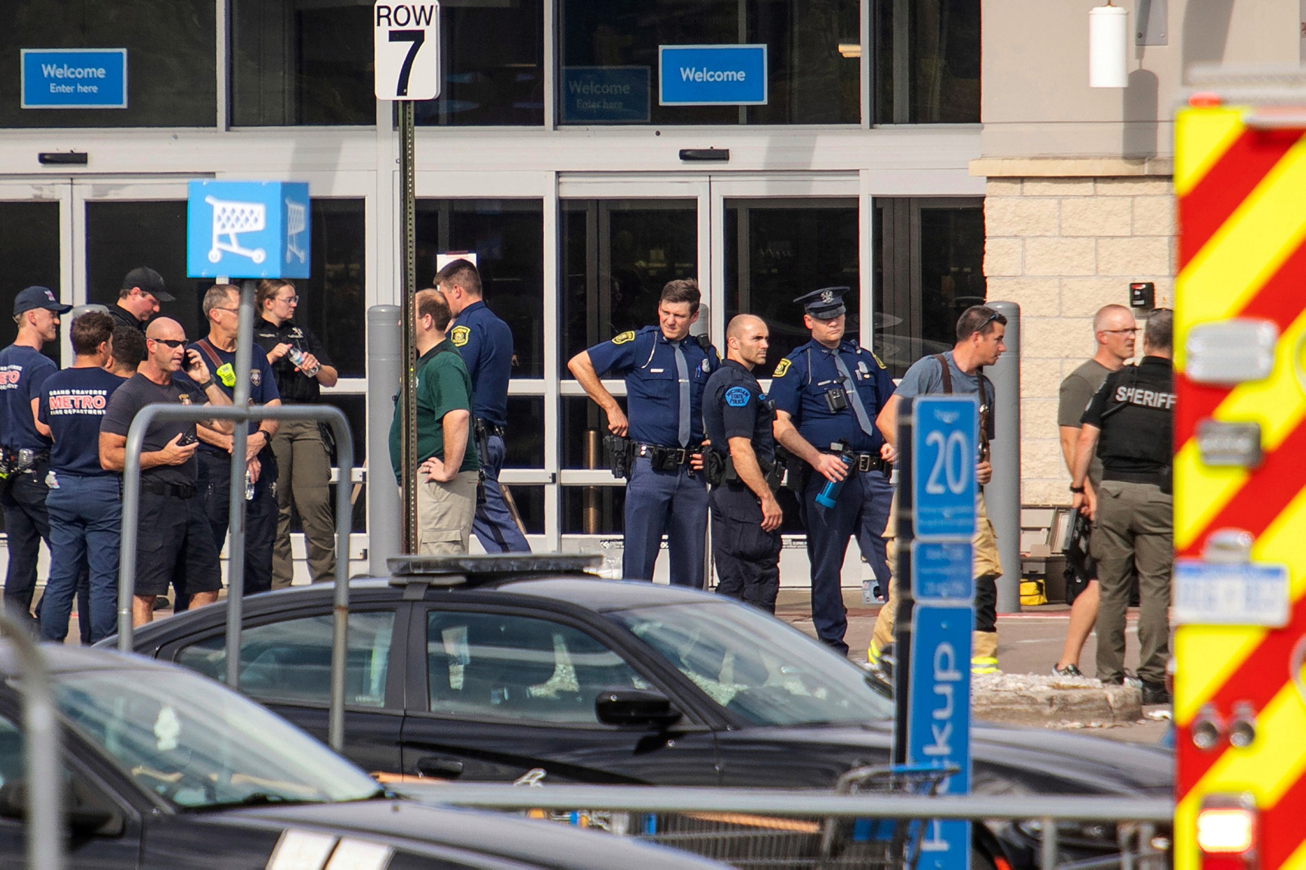 11 stabbed at Walmart store in Michigan, assailant in police custody