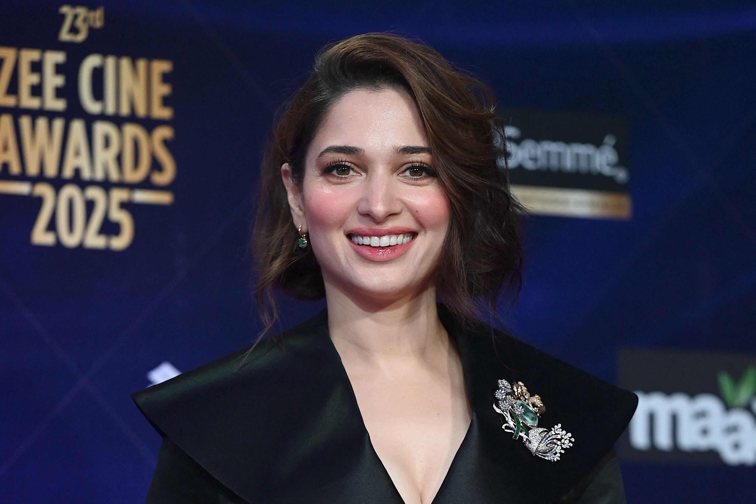 Tamannaah Bhatia shares a glimpse of ‘backstage chaos’ behind the runway