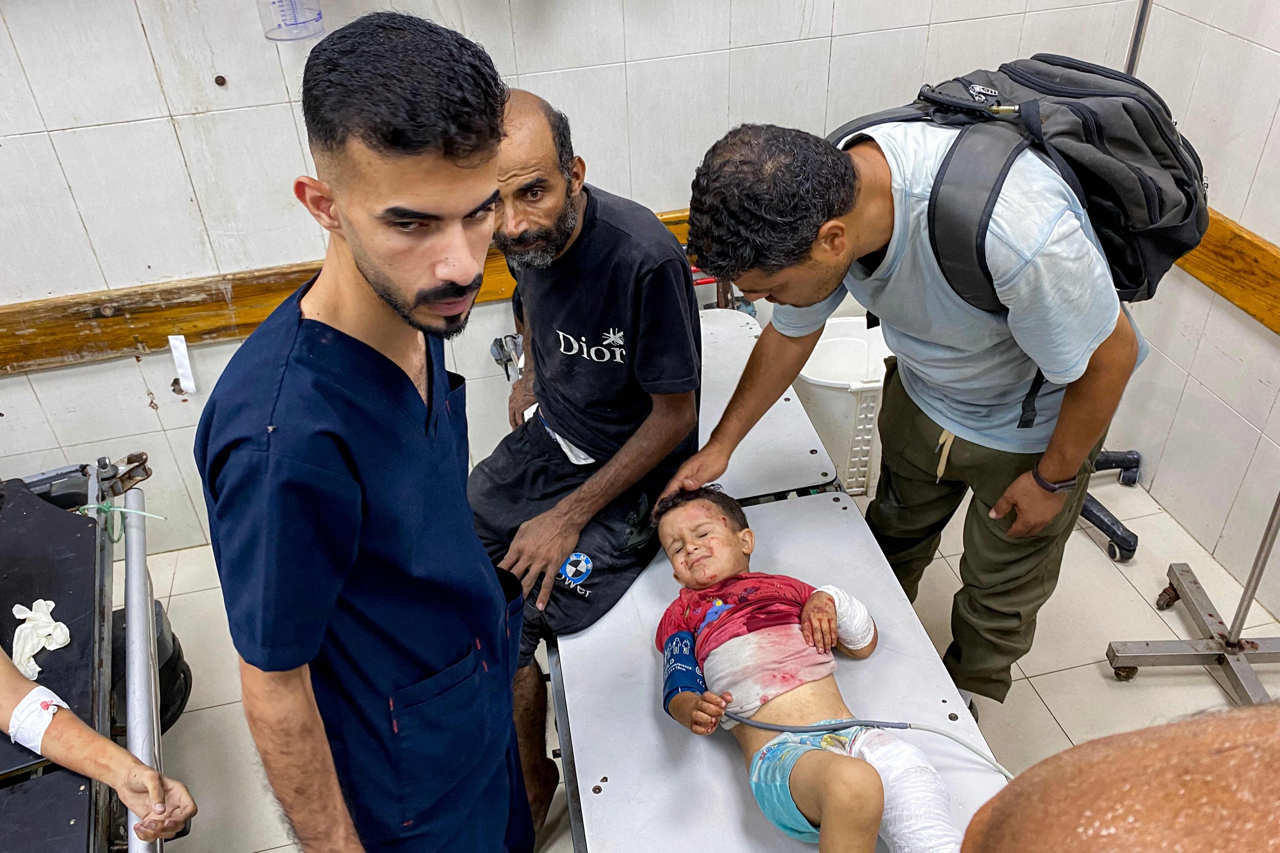 Israel says Gaza got 120 trucks of aid on day one of pause