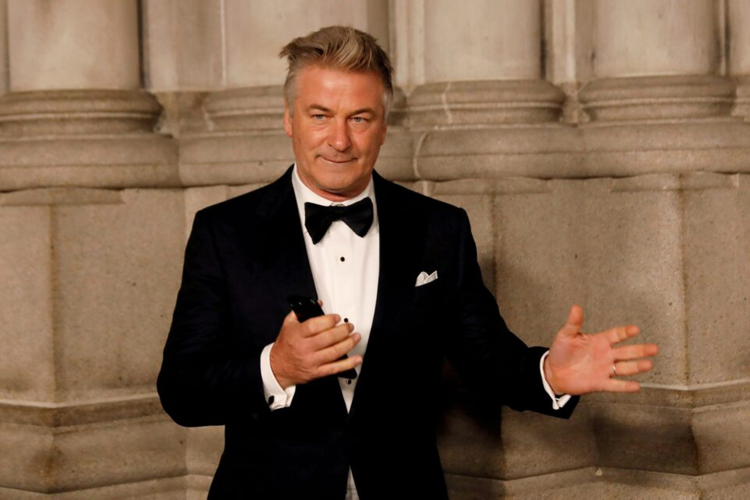 Trying to move forward with my wife and family: Alec Baldwin
