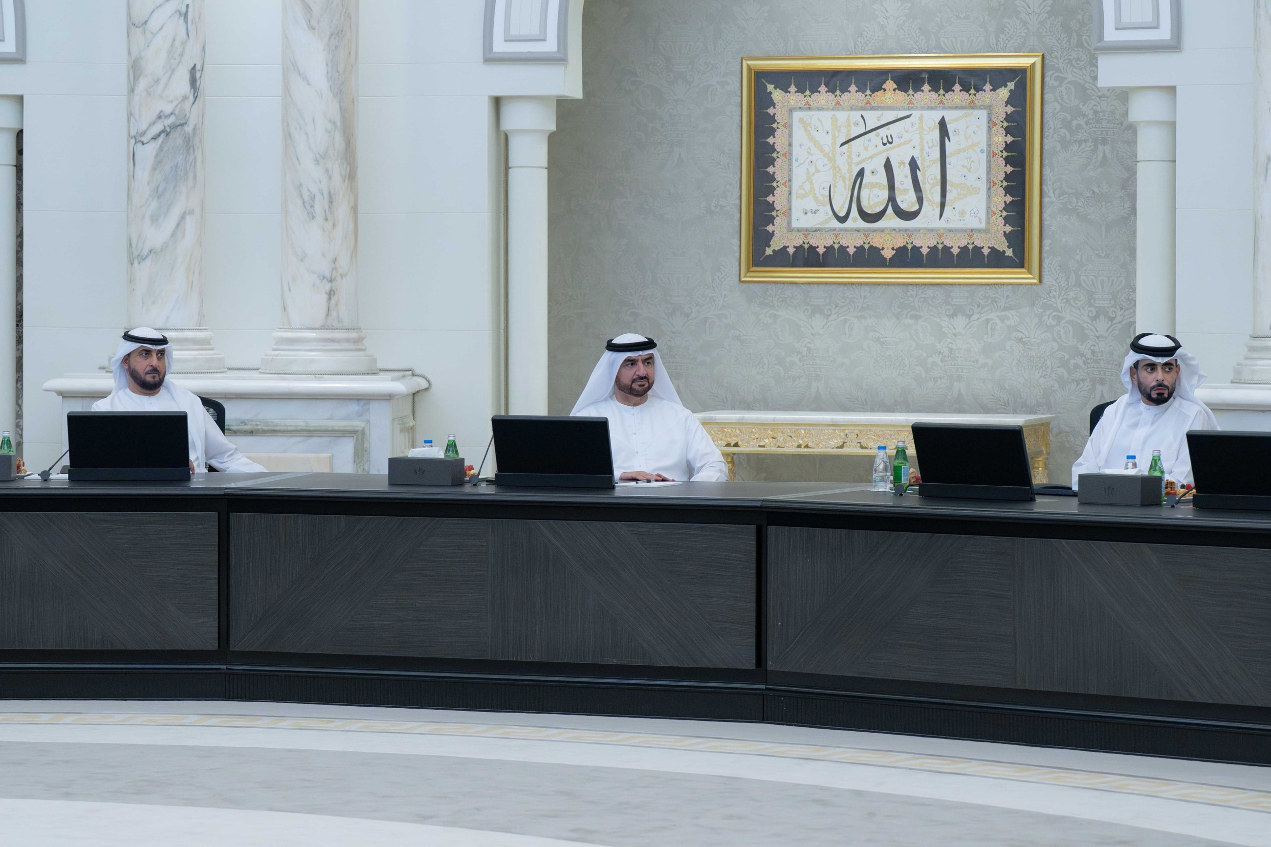 SEC approves regulations of Human Resources Law