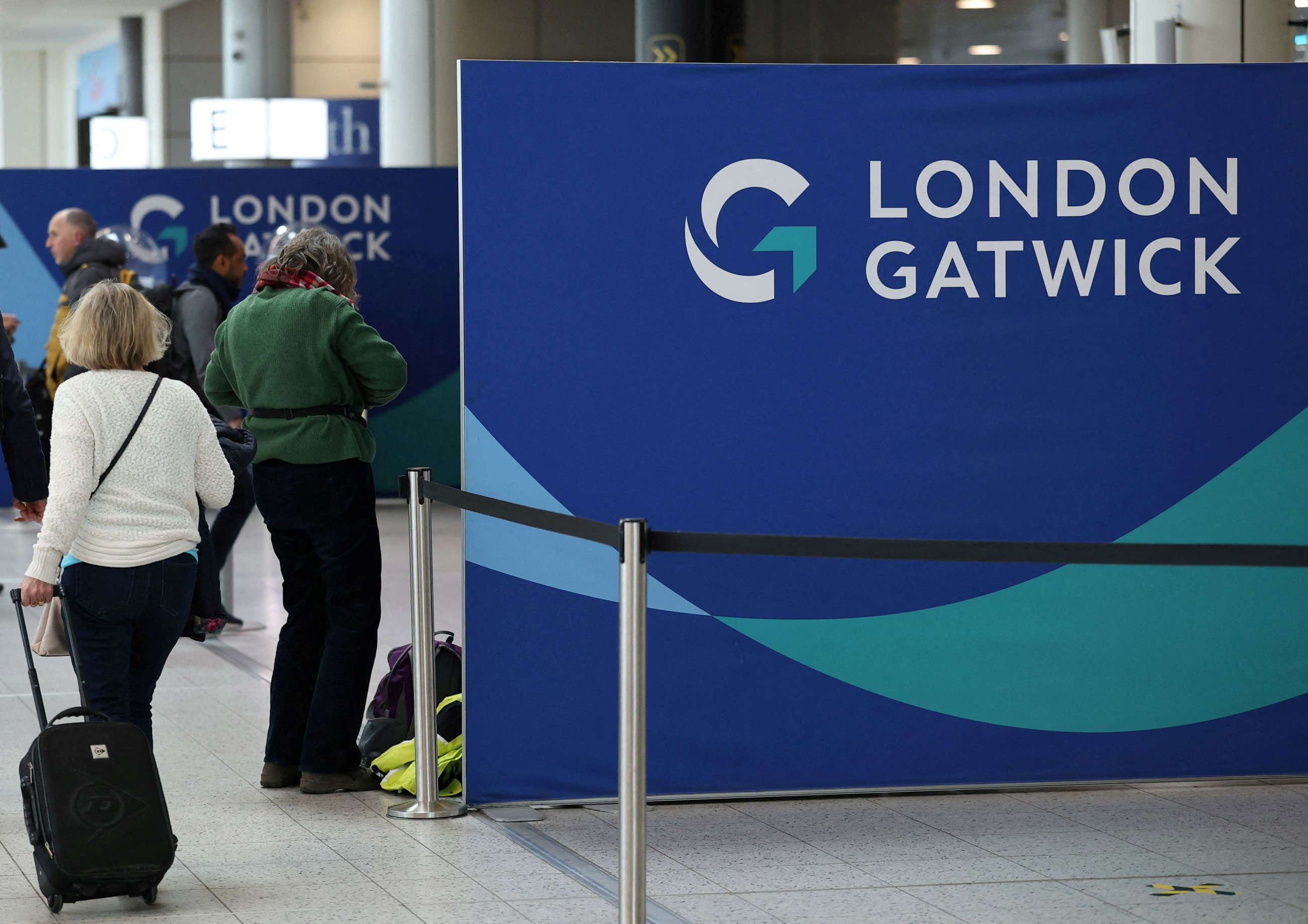 UK airports disrupted by air traffic control issue