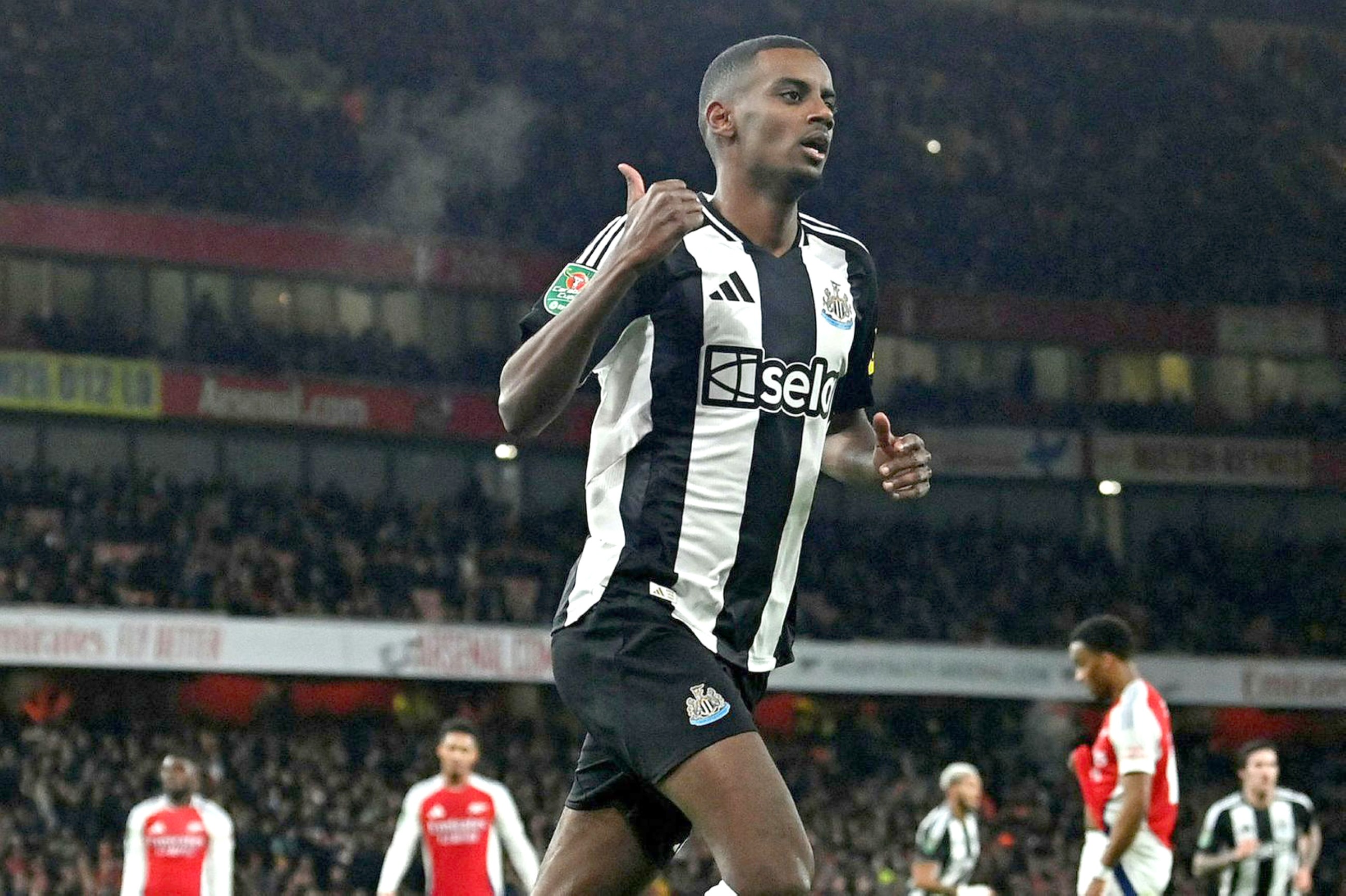 Newcastle reject Liverpool opening bid to sign striker Isak, say reports