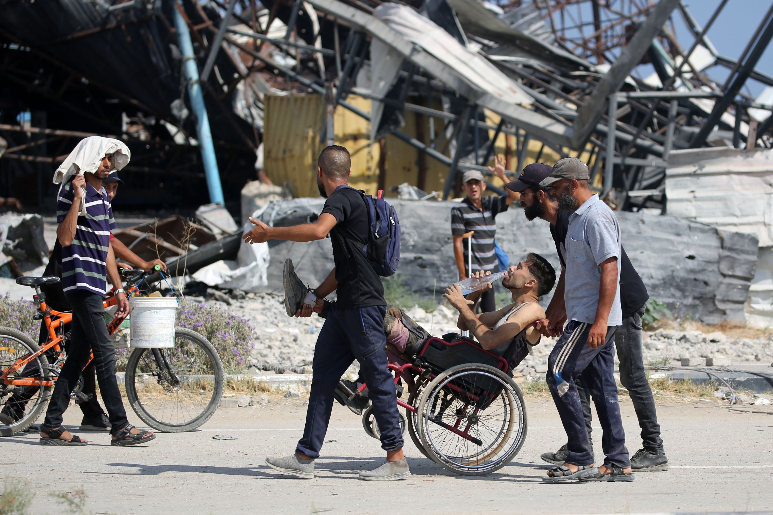22 Palestinians martyred in Israeli strikes across Gaza