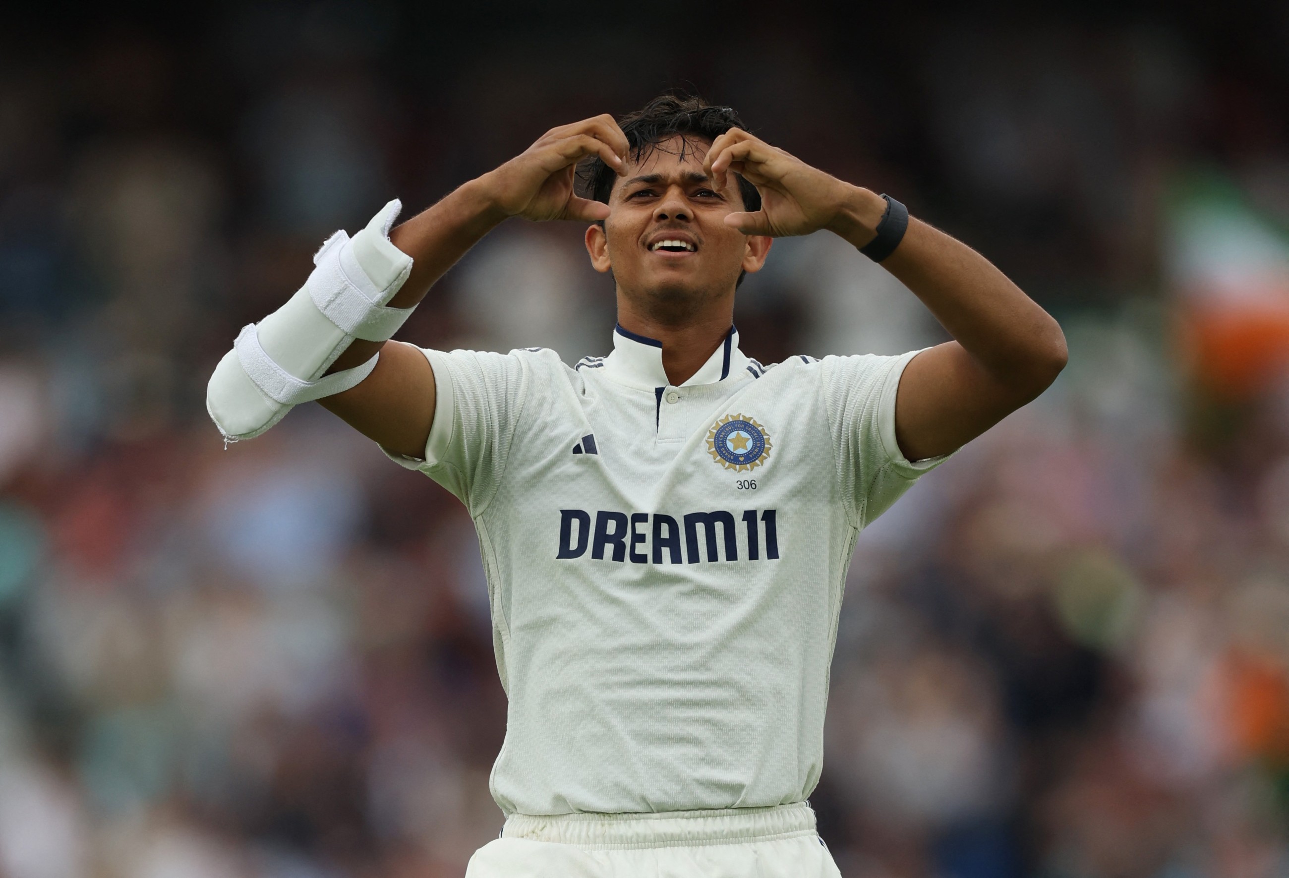Jaiswal and Deep keep India in the hunt against England