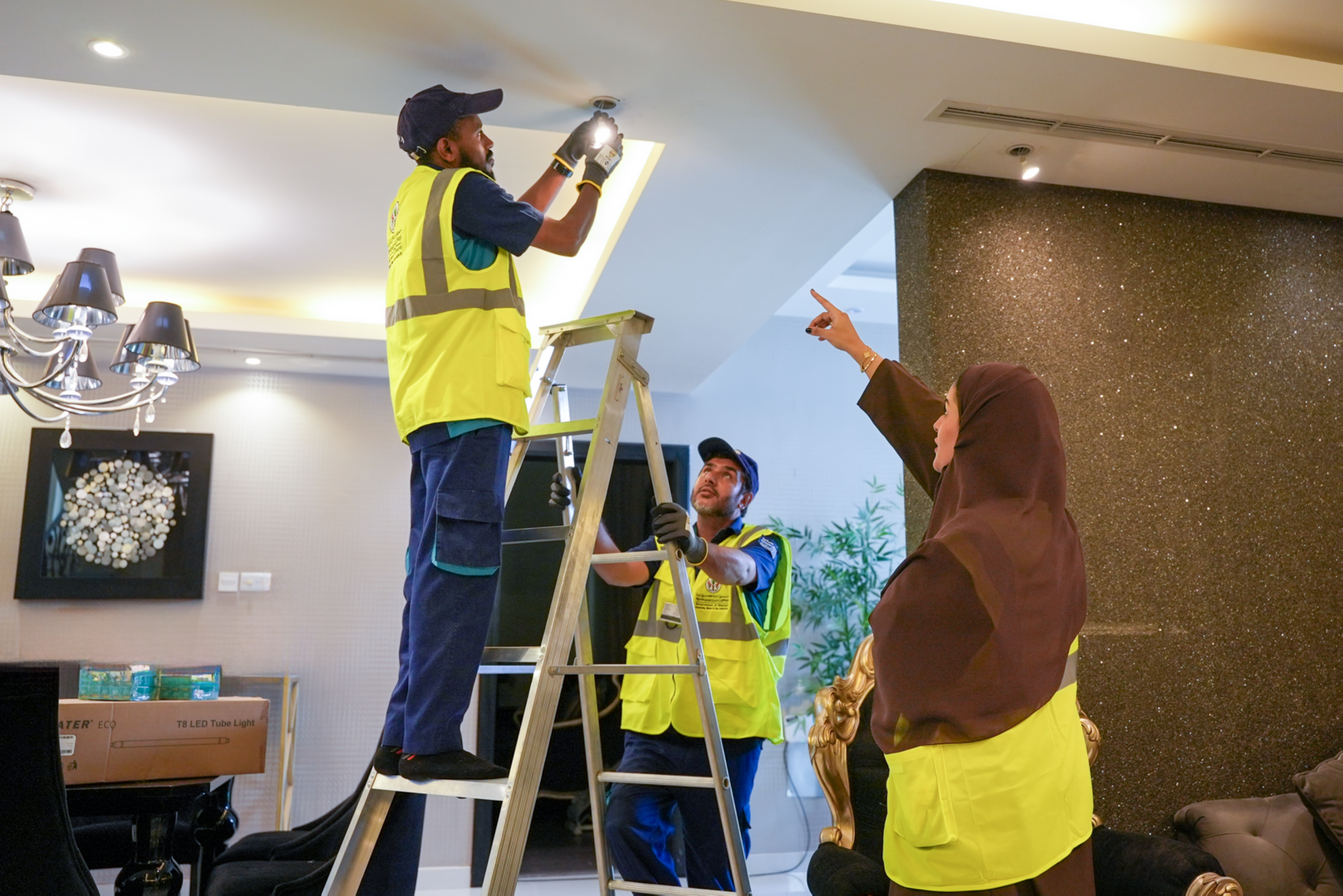 Sharjah installs over 17,774 electricity and water conservation devices in 1,610 houses