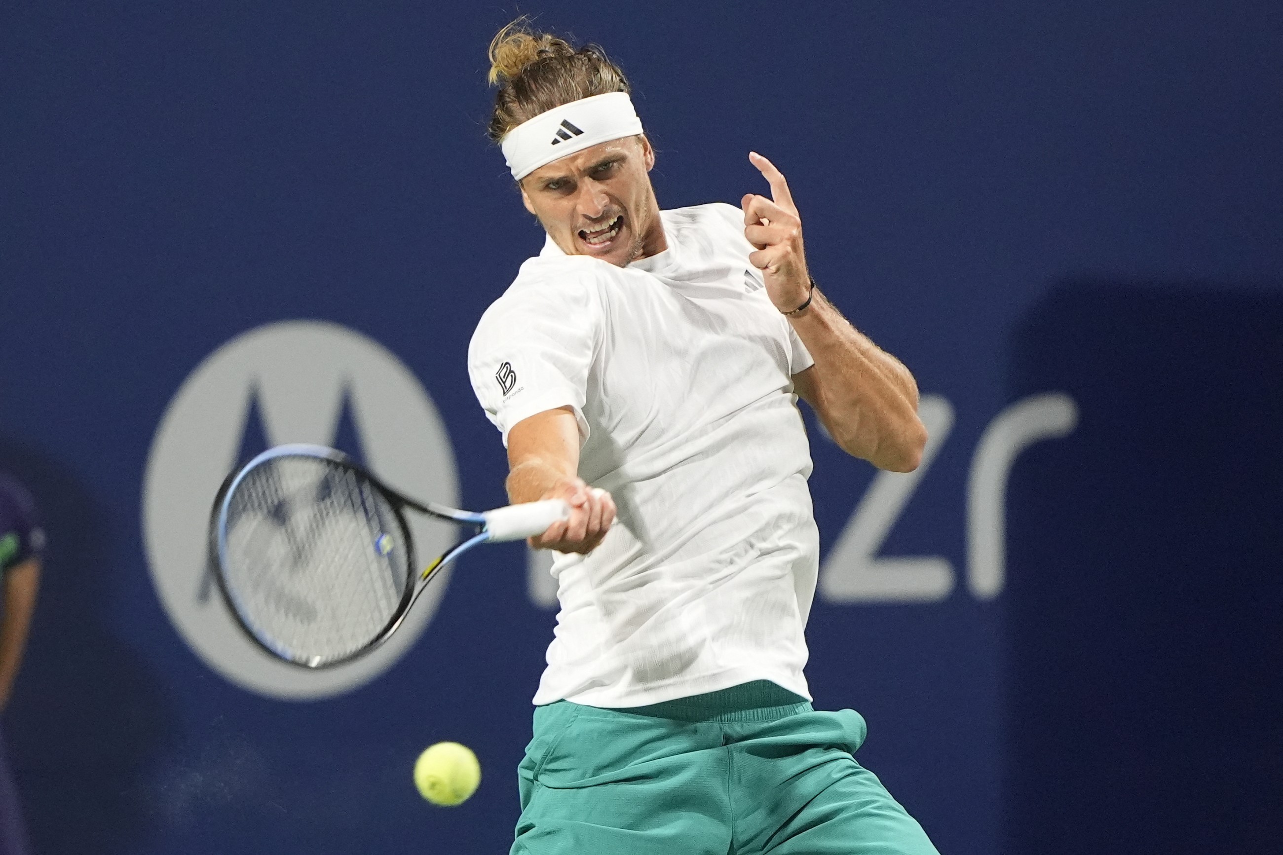 Canadian teen Mboko stuns top-seeded Gauff to reach Montreal quarter-finals, Zverev and Popyrin advance