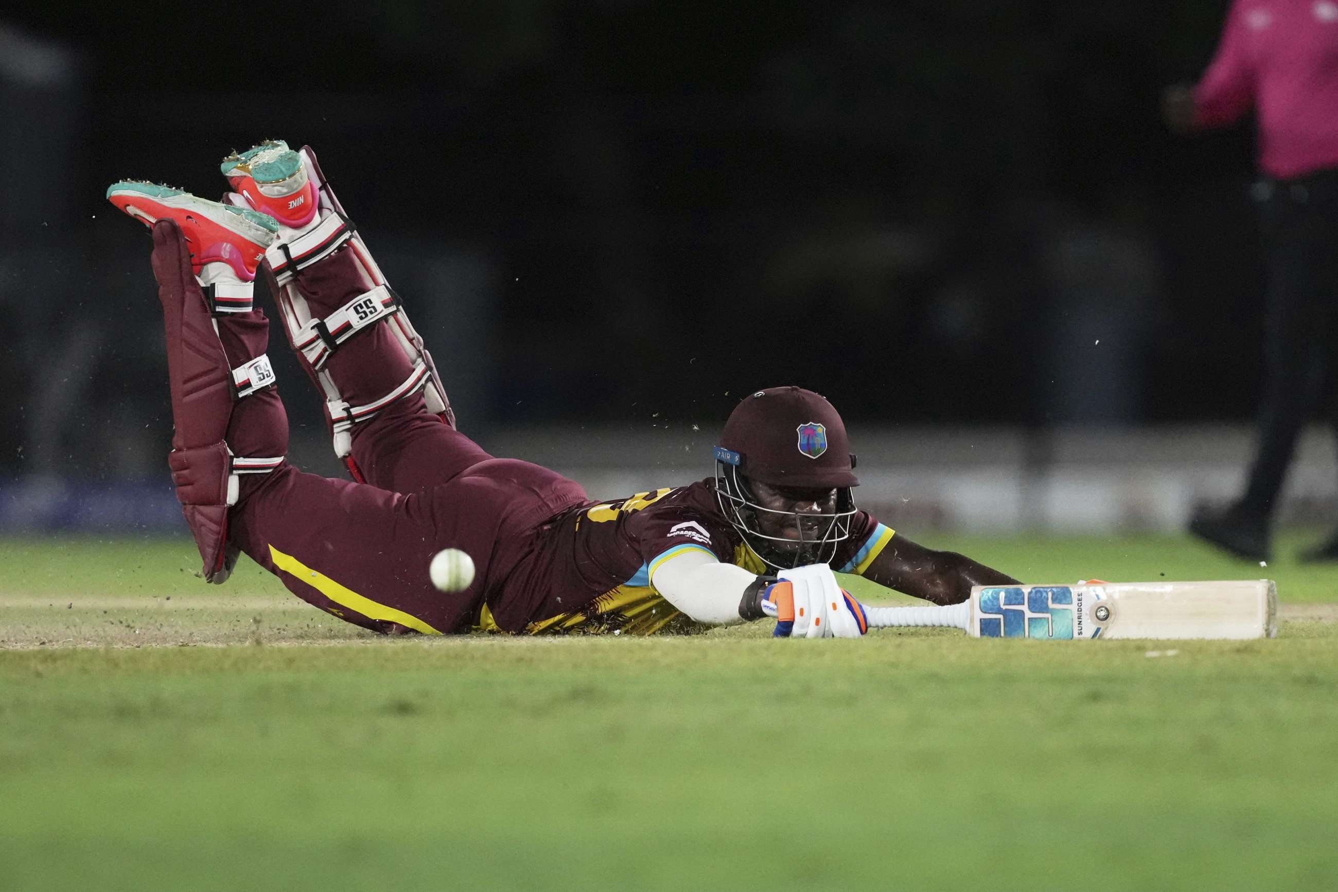 Pakistan wins 3rd T20 by 13 runs to clinch a 2-1 series victory over West Indies