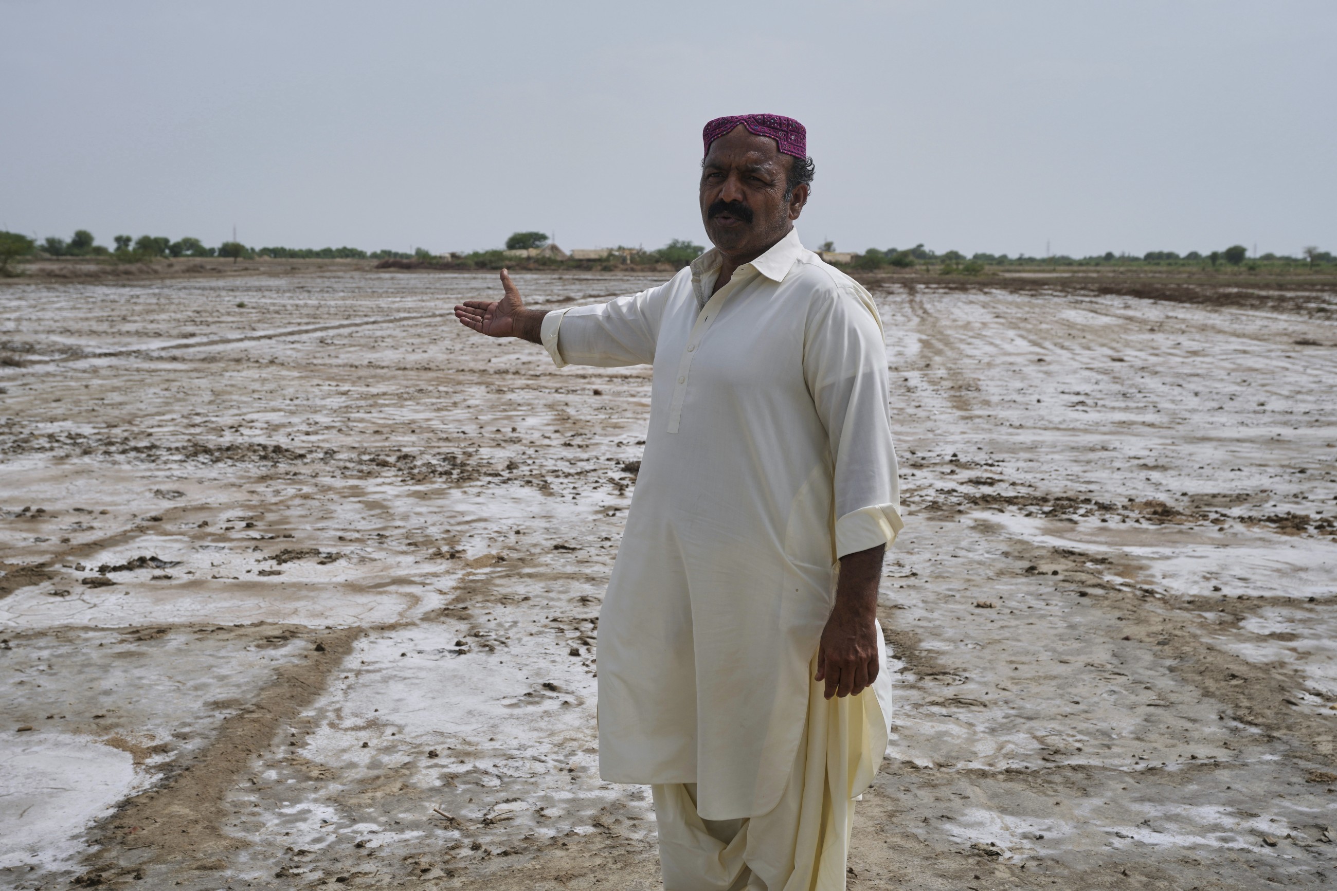 Pakistani musicians use folk songs to raise climate change awareness