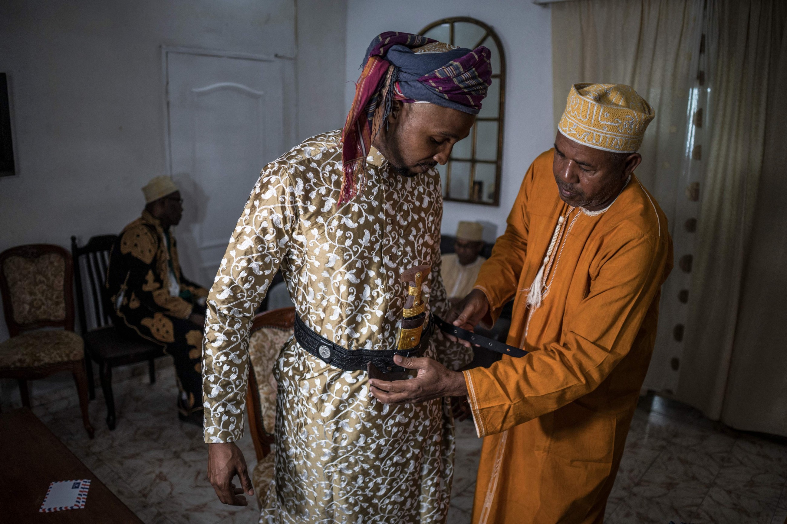 Lavish 'Grand Mariage' weddings celebrate Comoros tradition, society