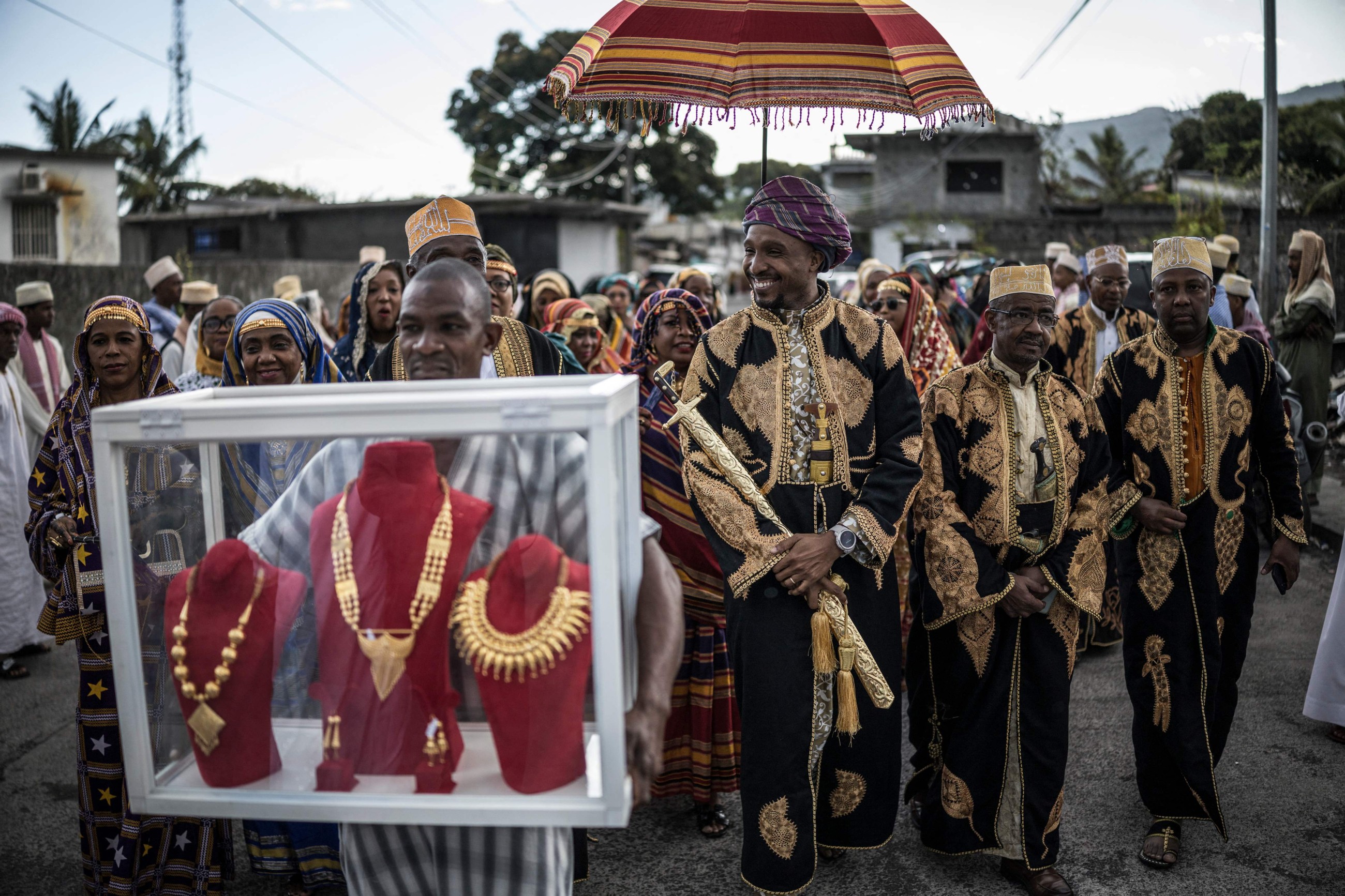 Lavish 'Grand Mariage' weddings celebrate Comoros tradition, society