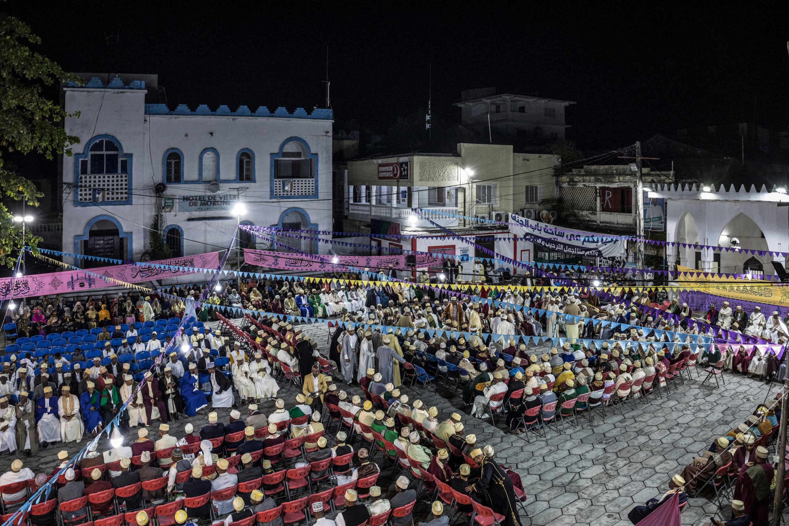 Lavish 'Grand Mariage' weddings celebrate Comoros tradition, society