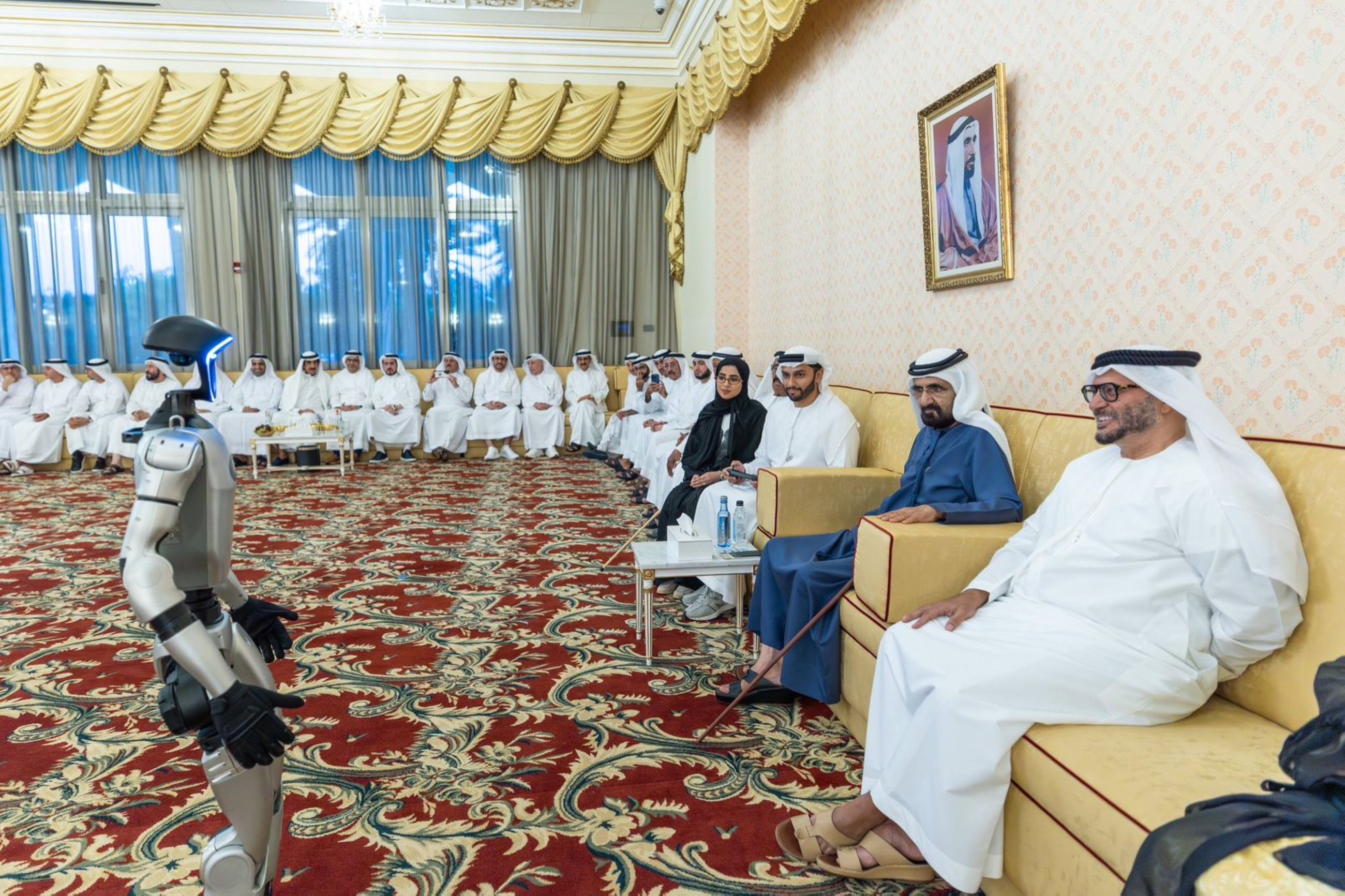 Sheikh Mohammed receives the G1 robot at his Majlis in Dubai