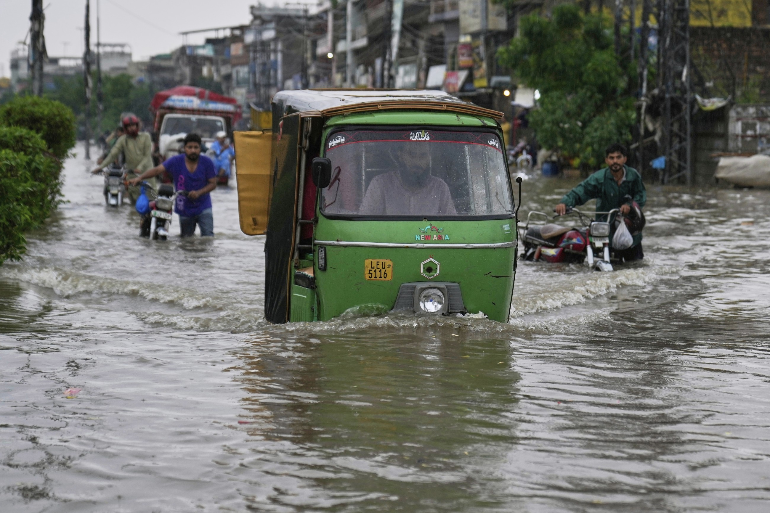 Pakistan’s deadly monsoon floods were worsened by global warming, study finds