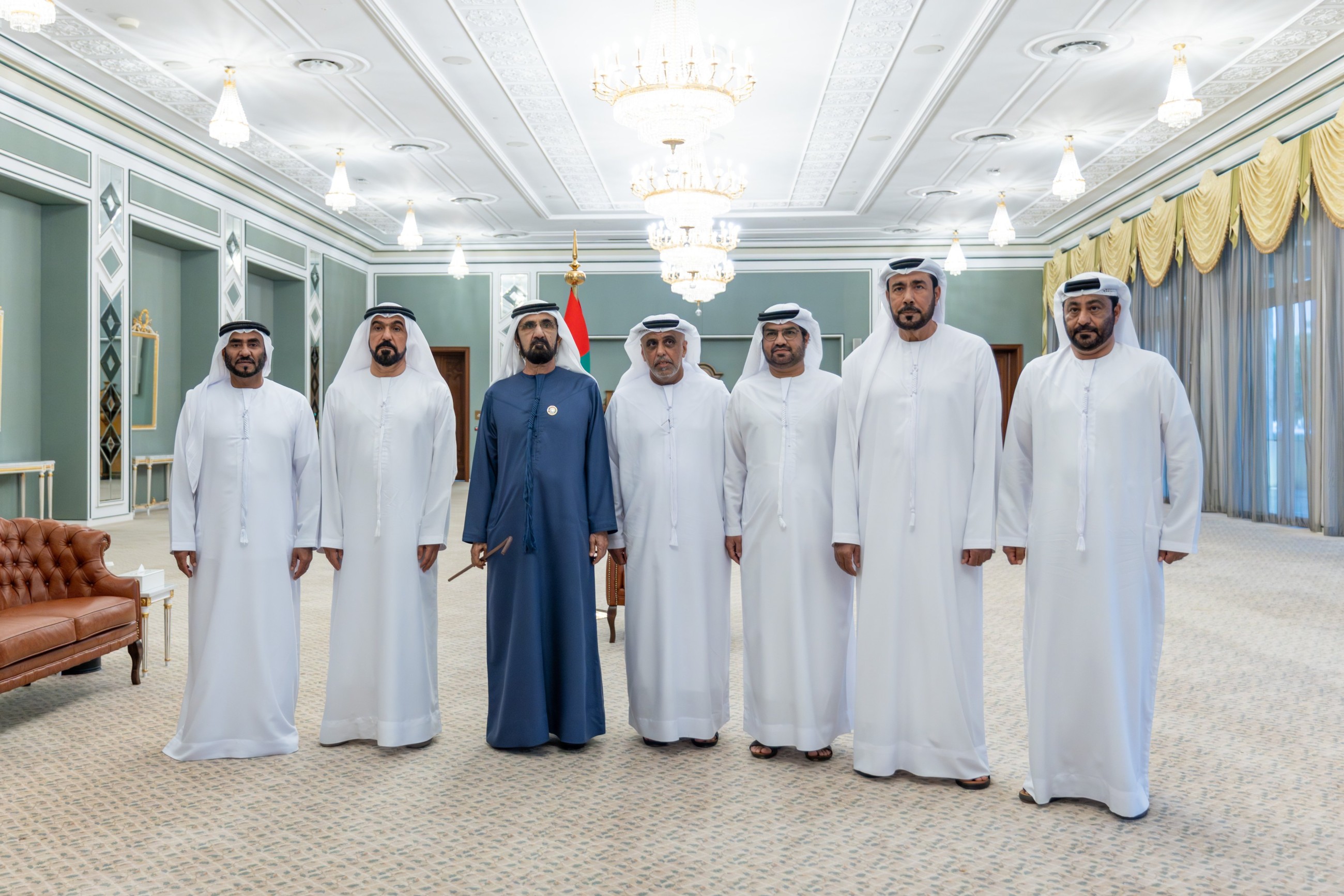 Sheikh Mohammed meets retired Dubai Police officers