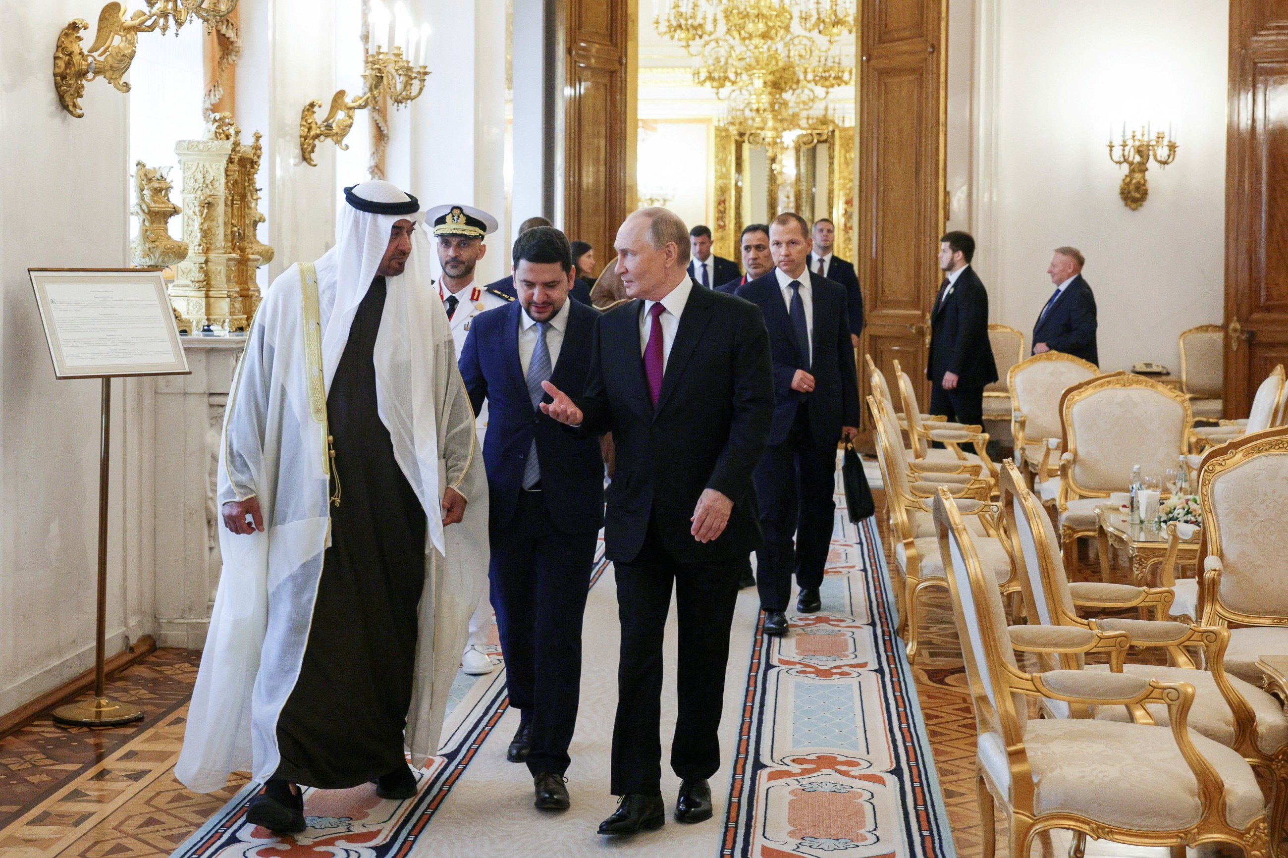 UAE, Russian Presidents discuss bilateral strategic partnership in Moscow
