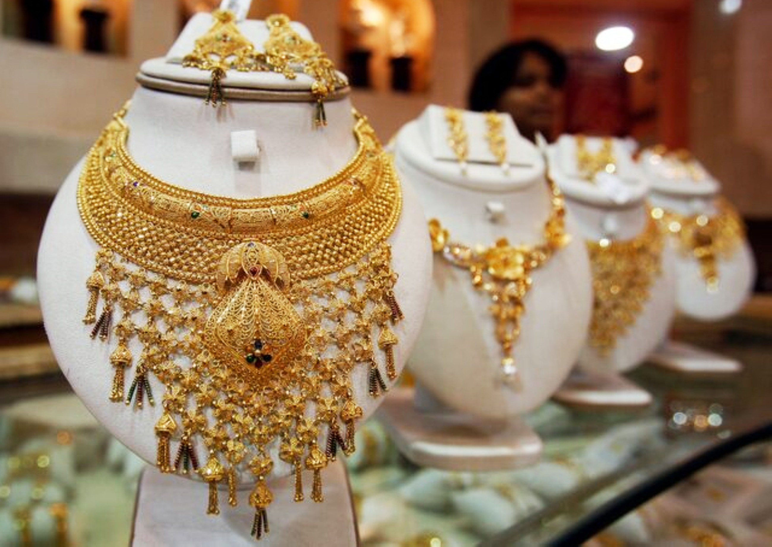 Gold futures hit a record high on news of US tariffs on gold bars