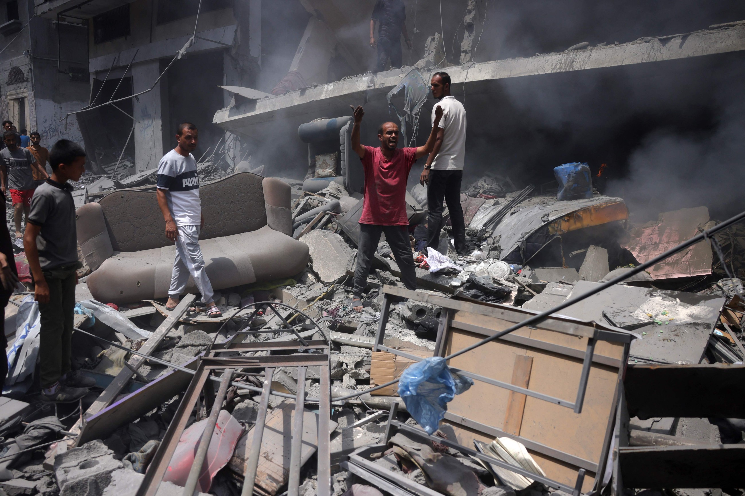 Calls grow for Israel to scrap Gaza control plan