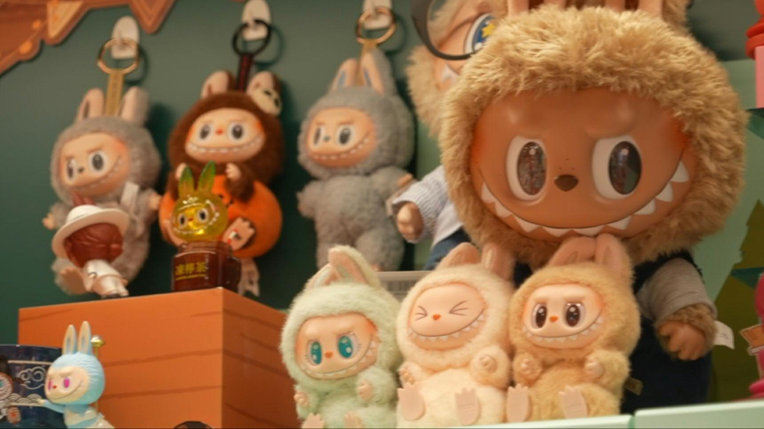 $7,000 worth of Labubu dolls stolen from Los Angeles store, authorities say