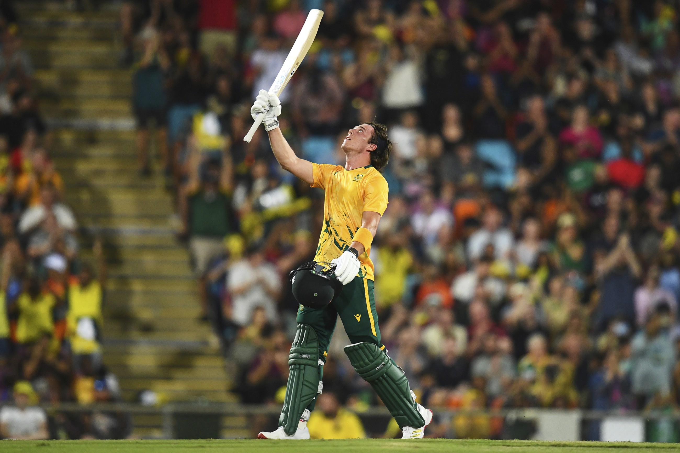 Brevis smashes record ton as South Africa beat Australia to level series