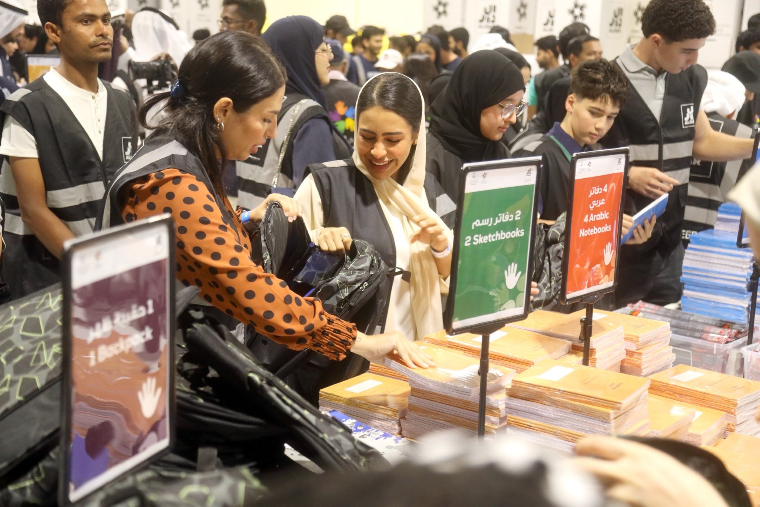 Students from low-income families to receive 10,000 school bags across UAE